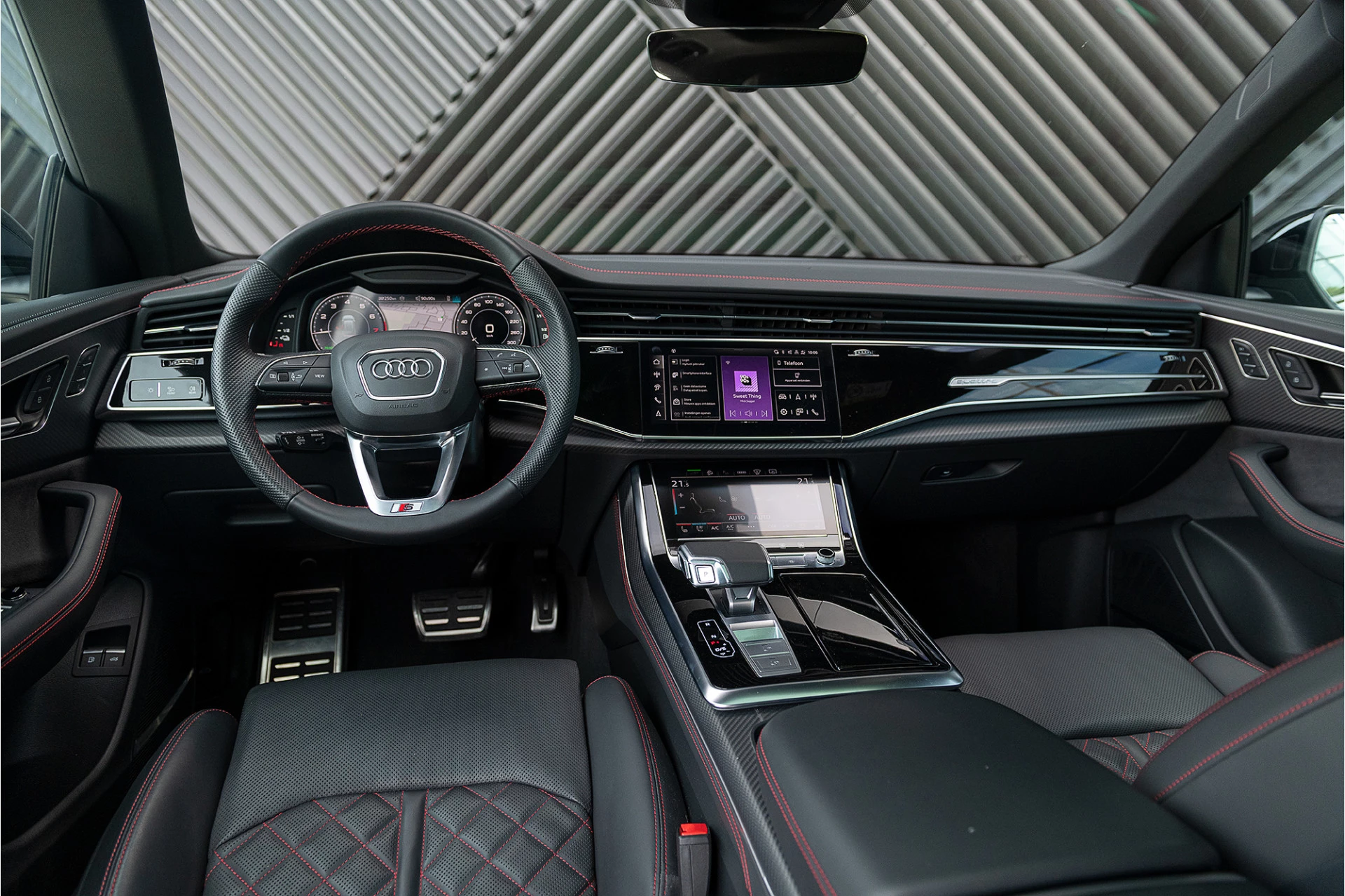 Hoofdafbeelding Audi Q8