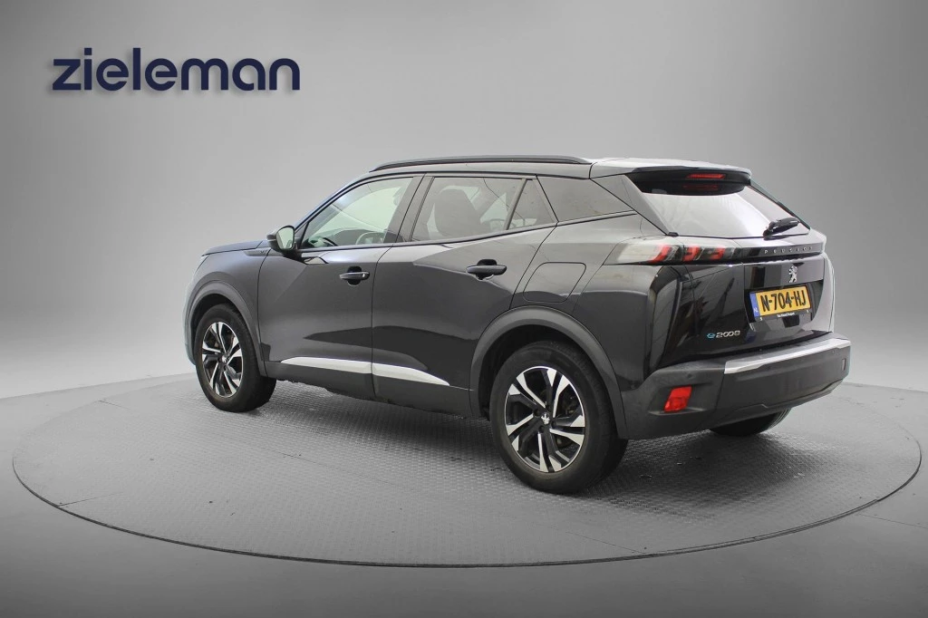 Hoofdafbeelding Peugeot e-2008
