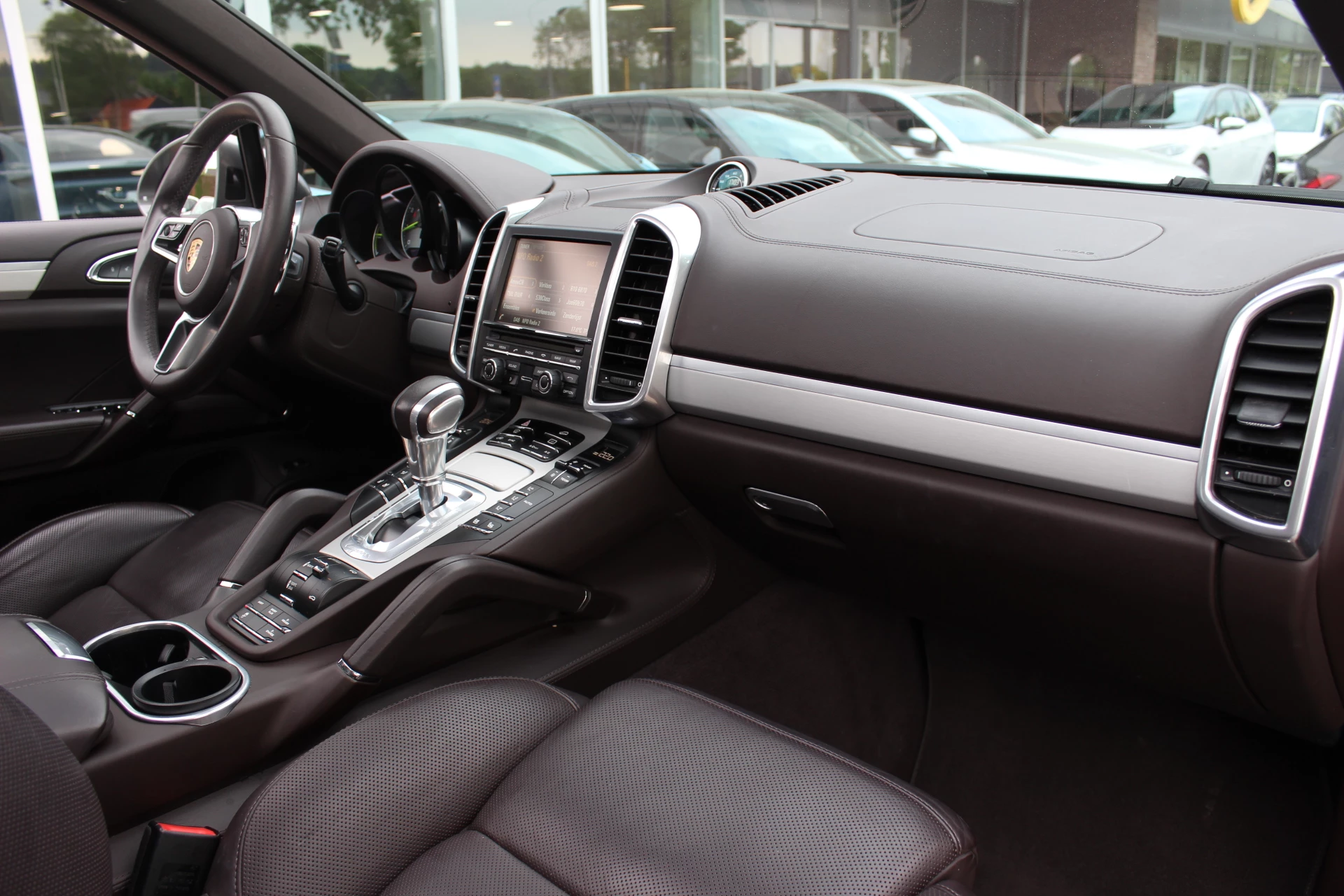 Hoofdafbeelding Porsche Cayenne