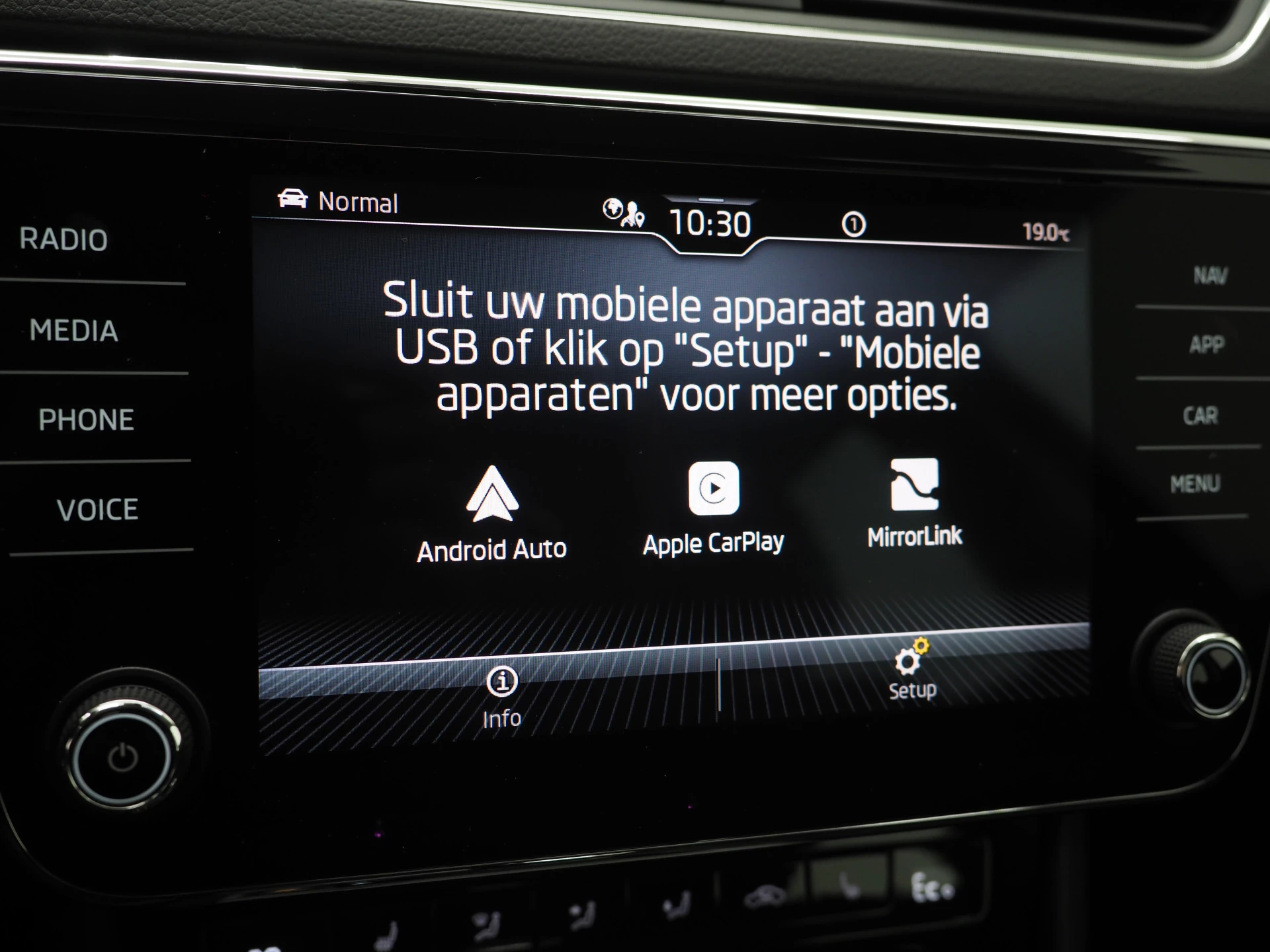 Hoofdafbeelding Škoda Superb