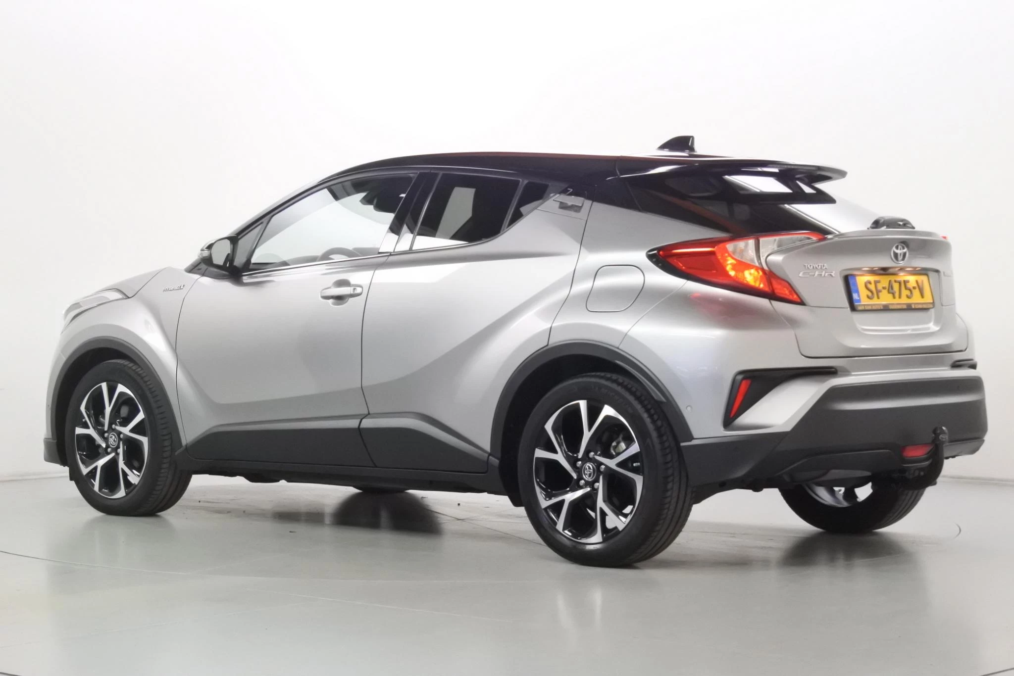 Hoofdafbeelding Toyota C-HR
