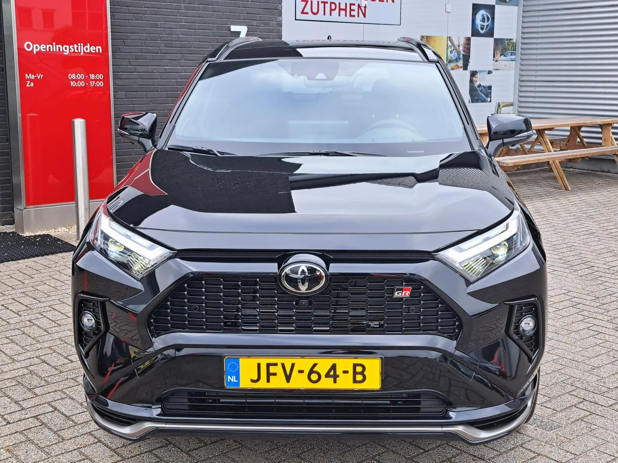 Hoofdafbeelding Toyota RAV4