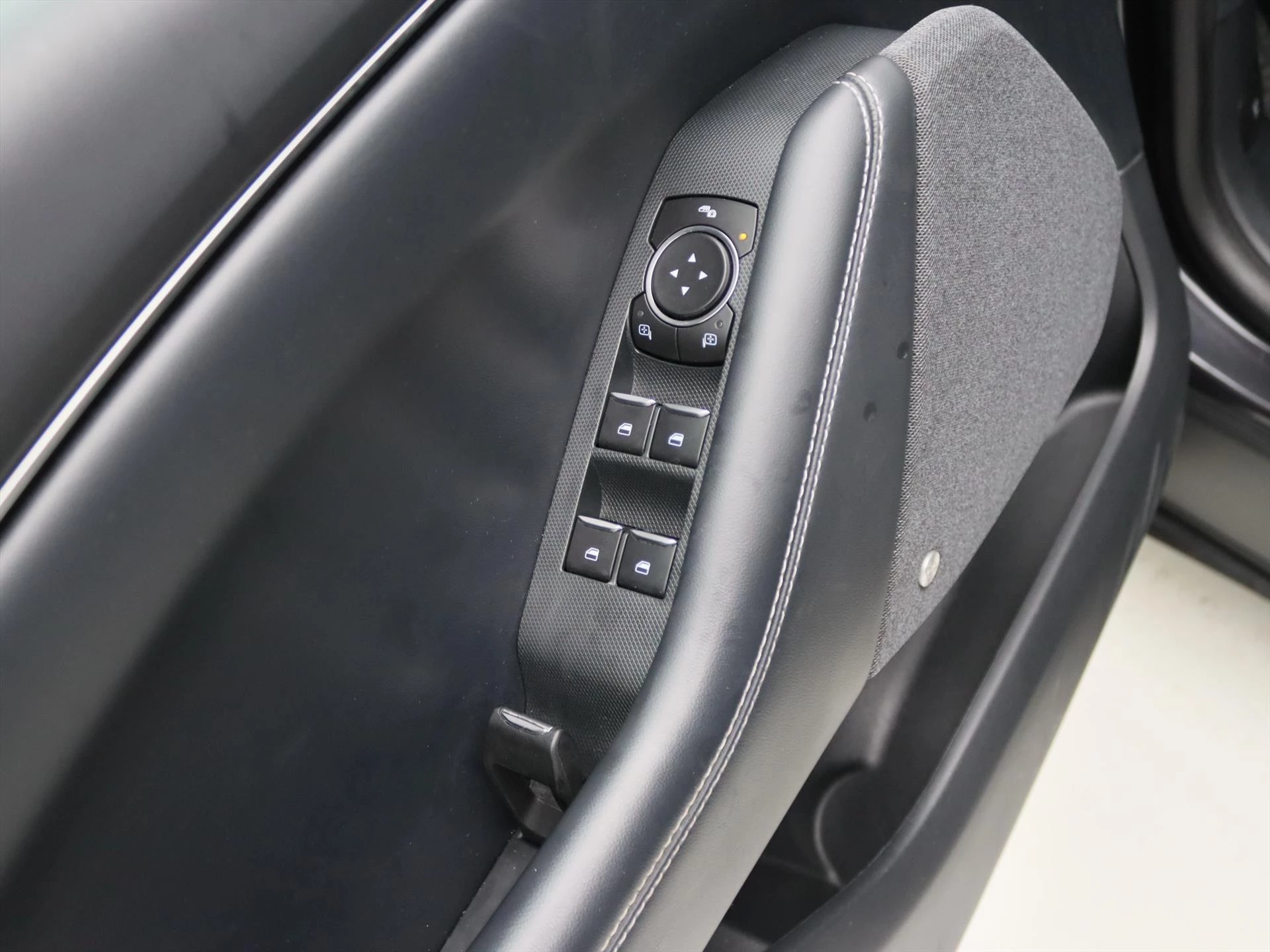 Hoofdafbeelding Ford Mustang Mach-E