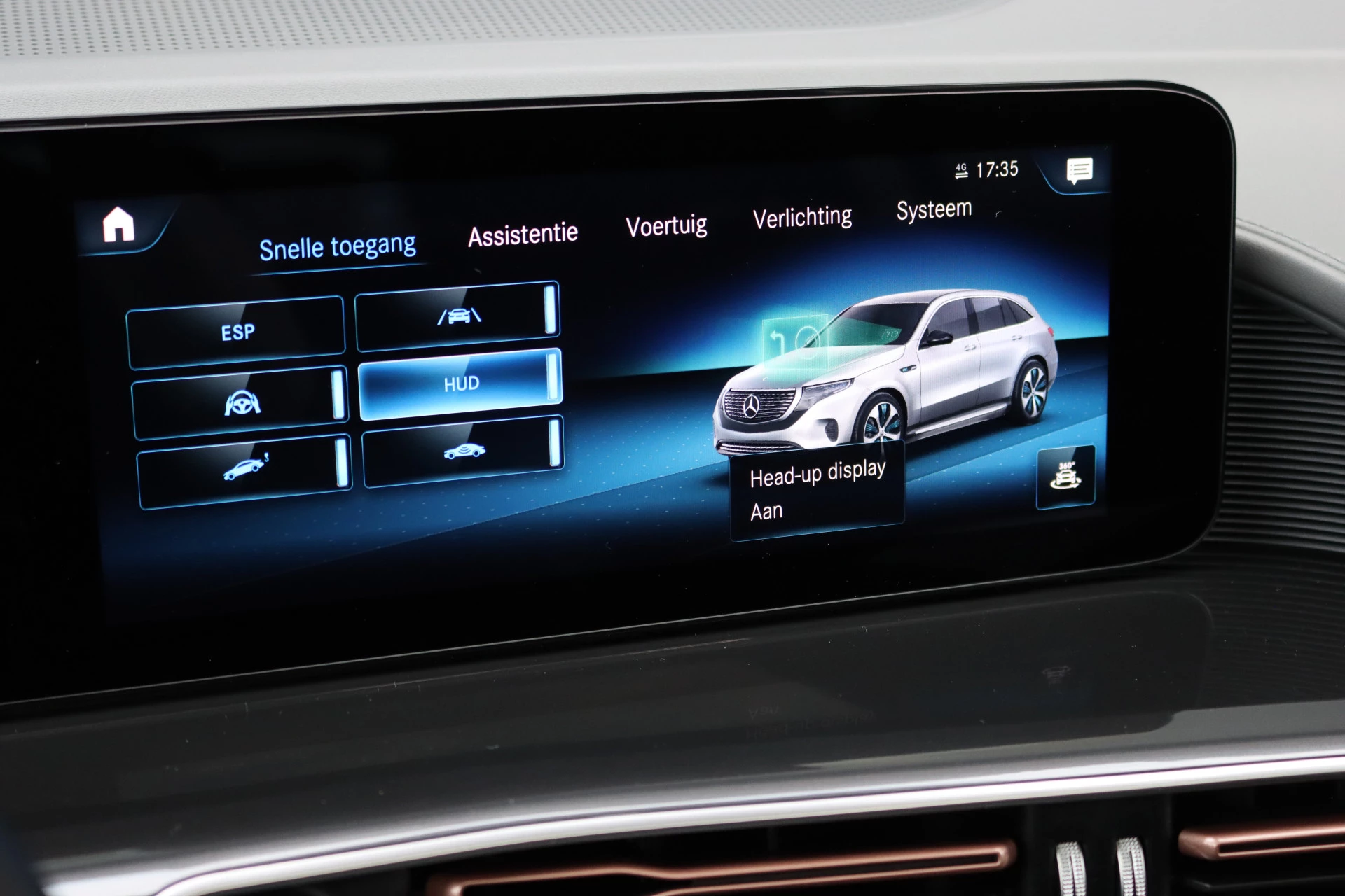 Hoofdafbeelding Mercedes-Benz EQC
