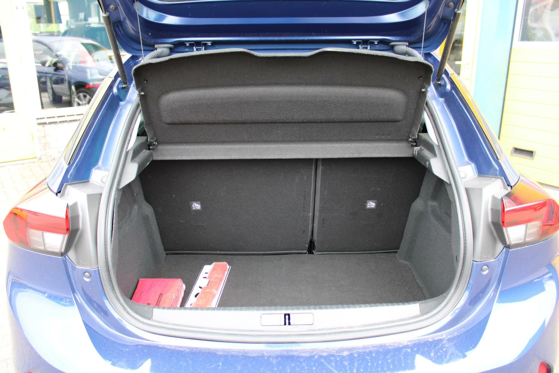 Hoofdafbeelding Opel Corsa