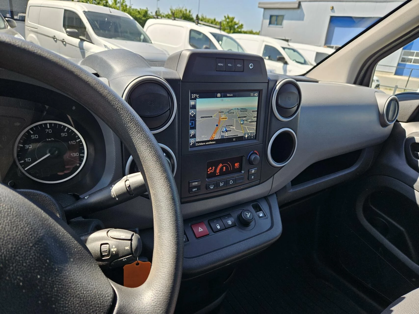 Hoofdafbeelding Peugeot Partner