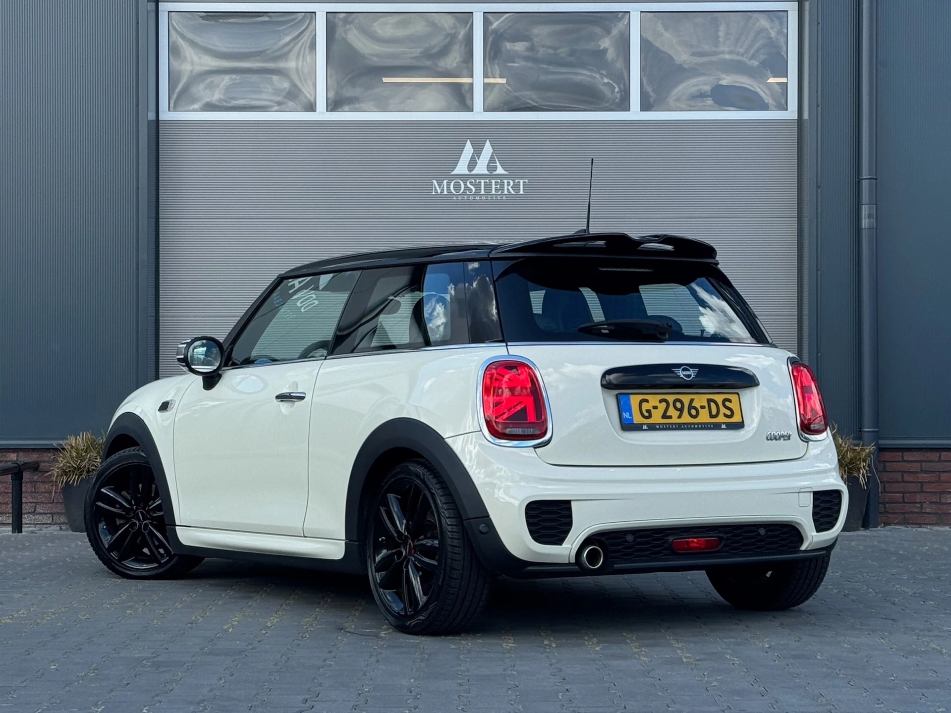 Hoofdafbeelding MINI Cooper