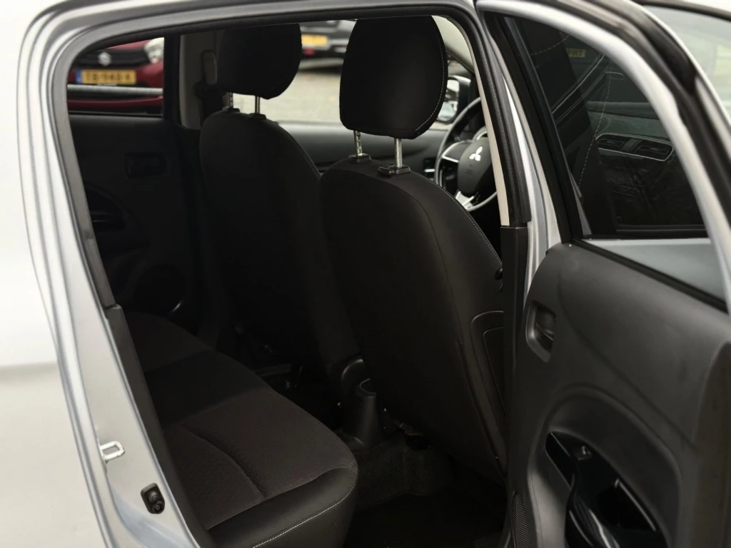 Hoofdafbeelding Mitsubishi Space Star