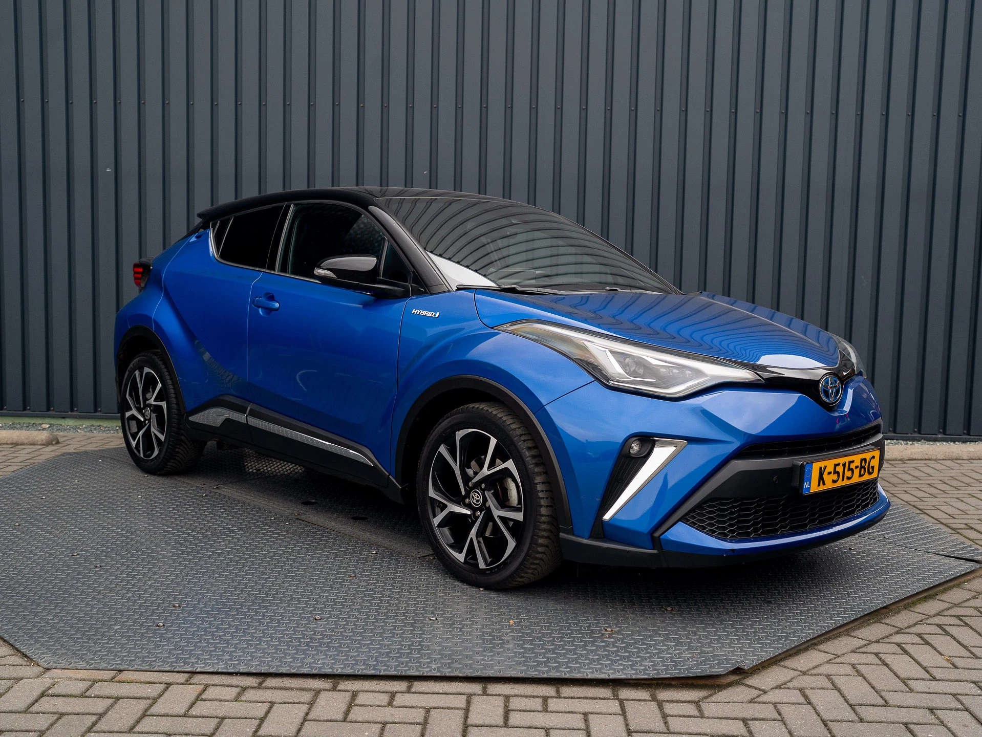 Hoofdafbeelding Toyota C-HR