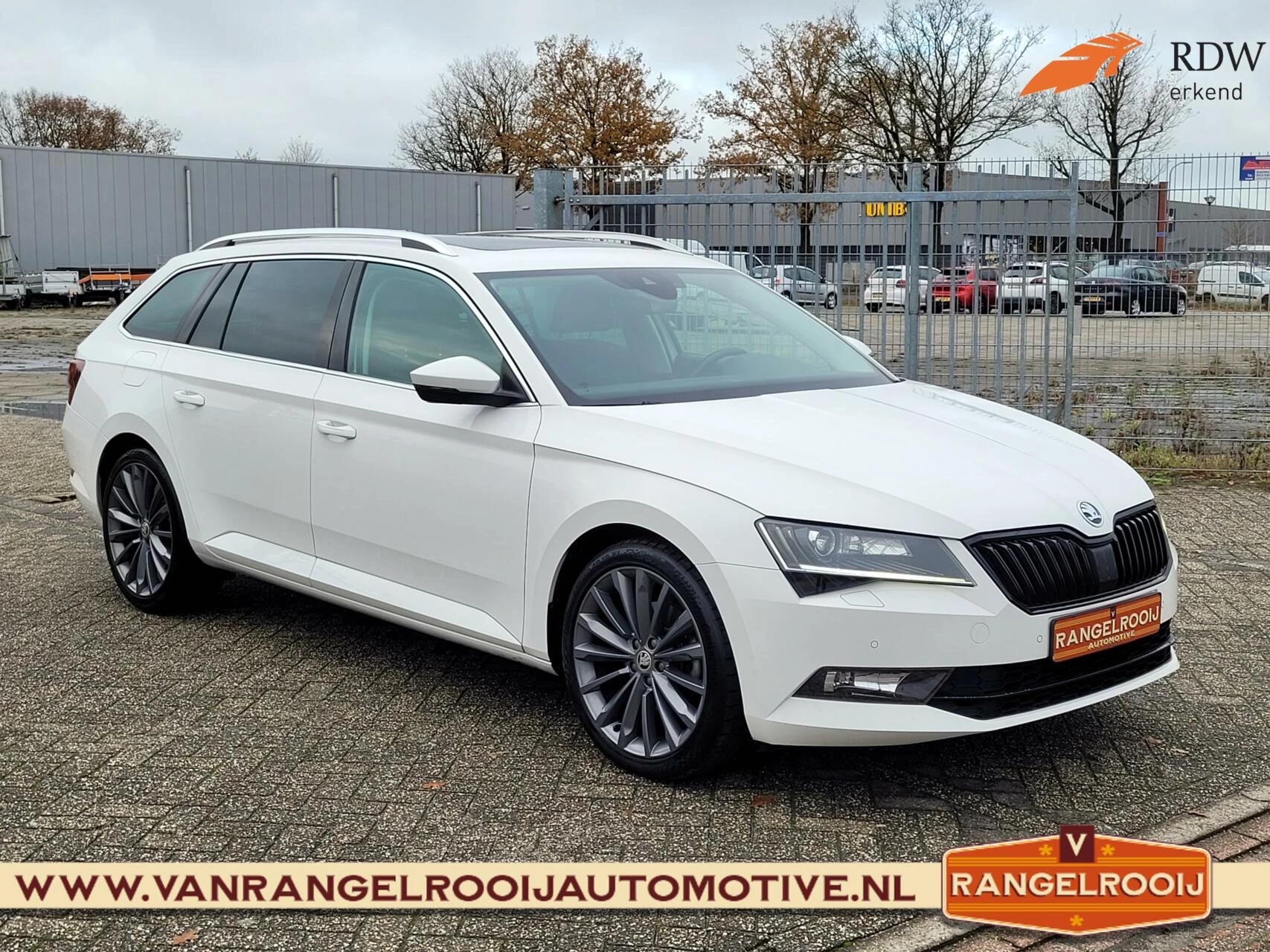 Hoofdafbeelding Škoda Superb