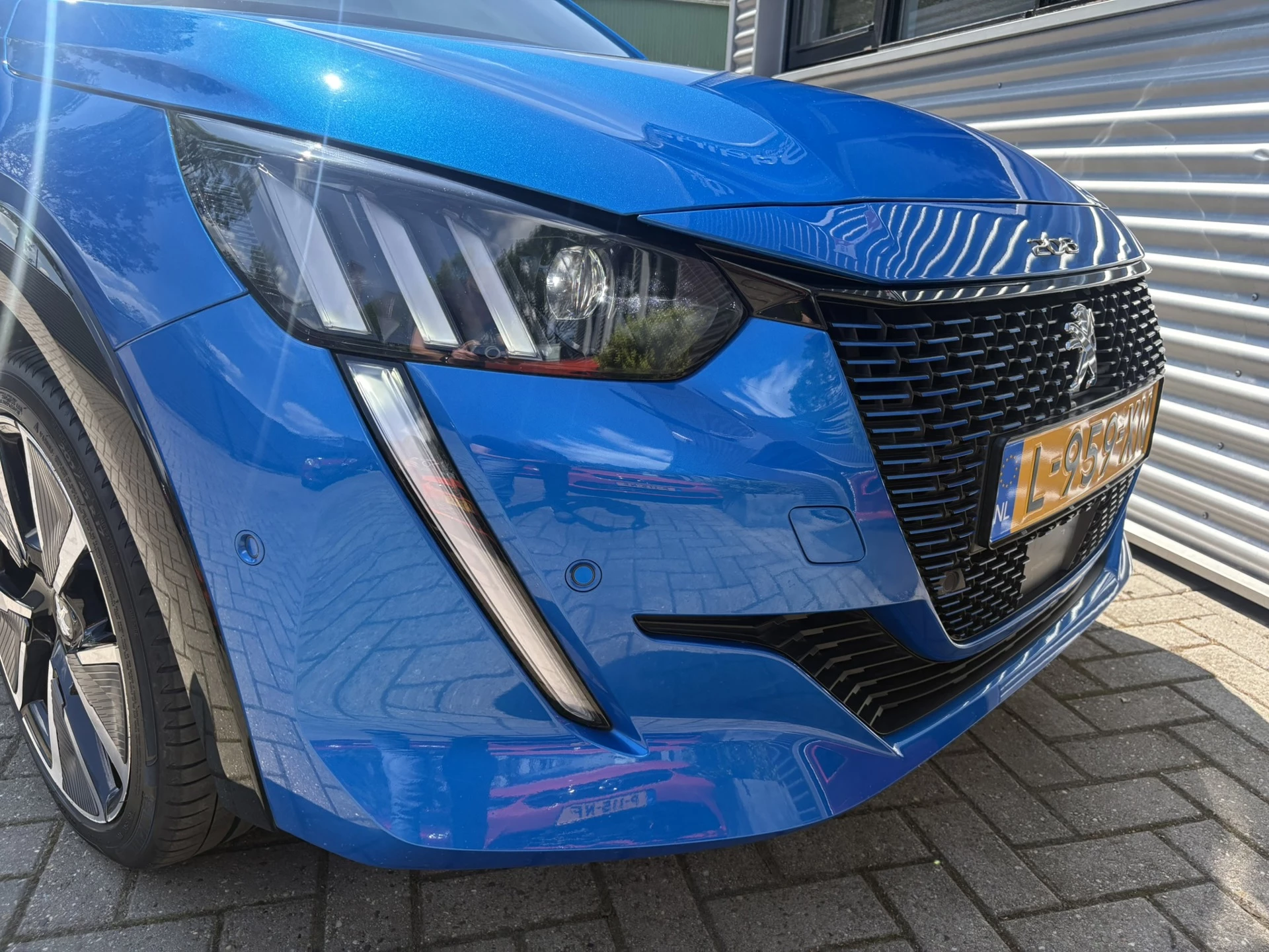 Hoofdafbeelding Peugeot e-208