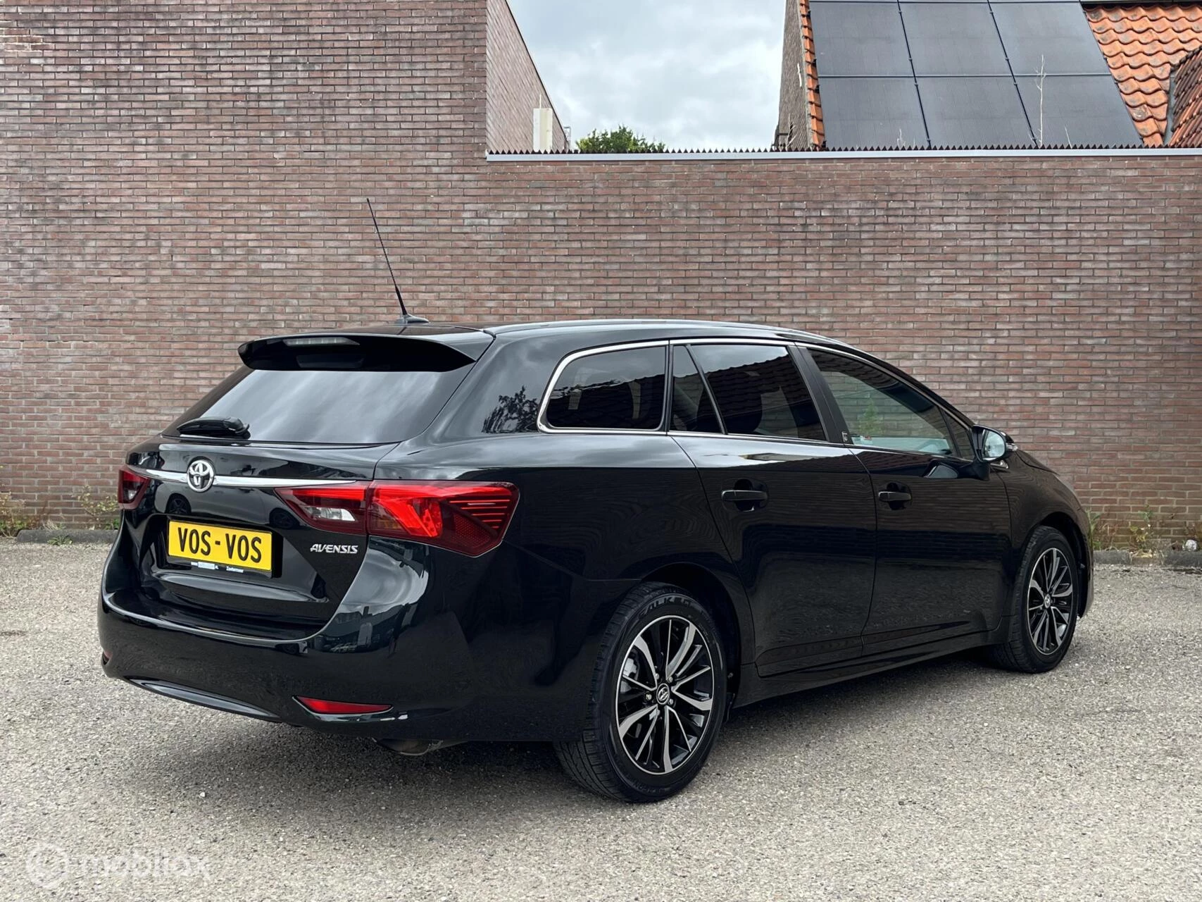 Hoofdafbeelding Toyota Avensis