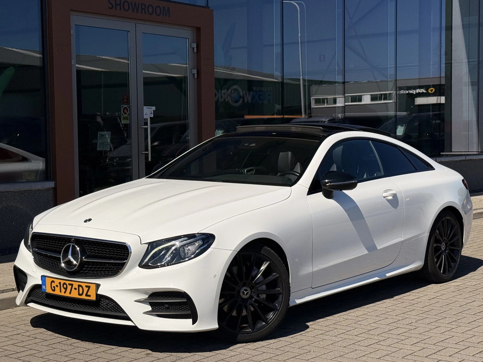 Hoofdafbeelding Mercedes-Benz E-Klasse