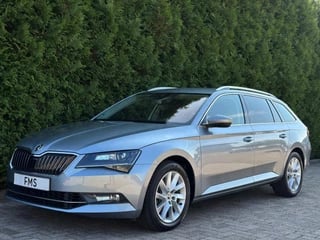 Hoofdafbeelding Škoda Superb Skoda Superb Combi 2.0 TSI 4x4 CarPlay Trekhaak Camera