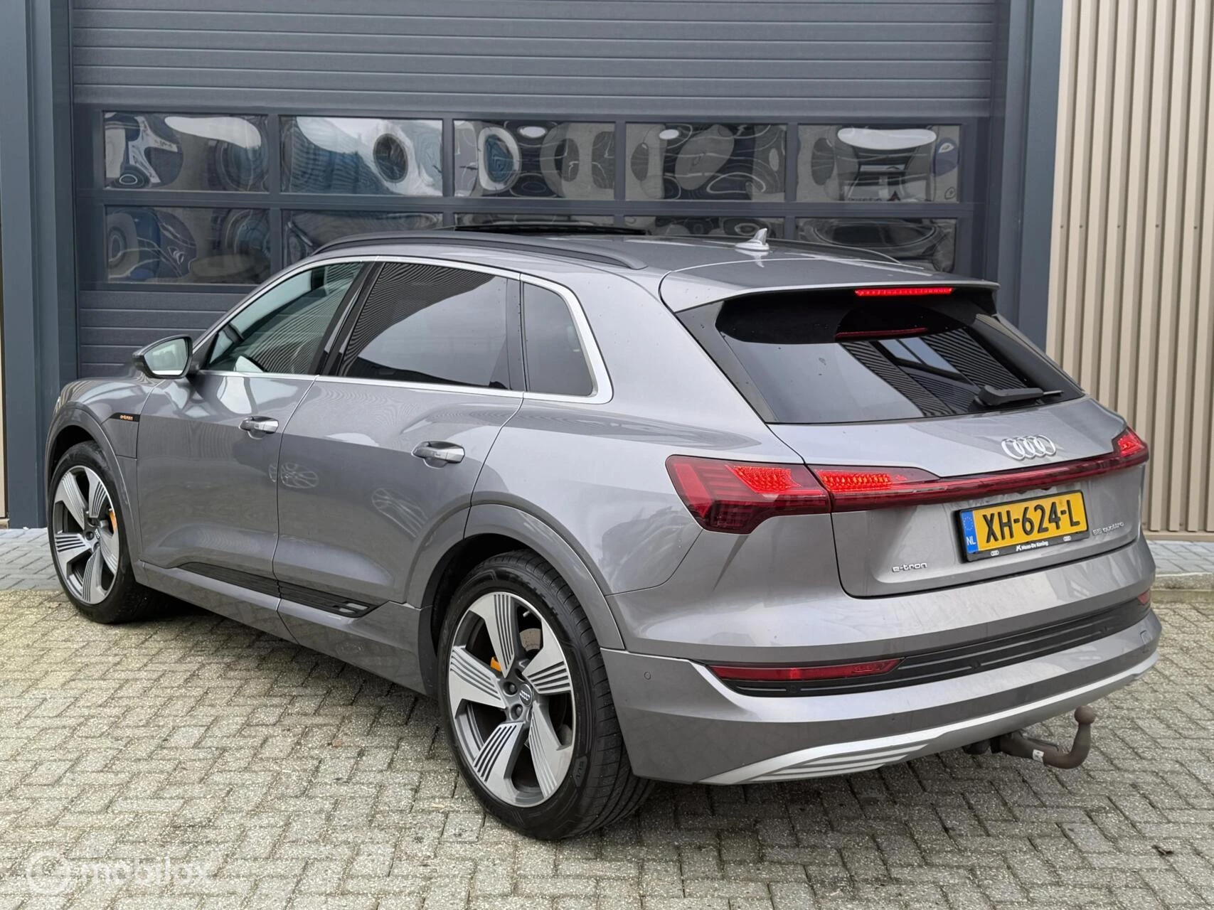Hoofdafbeelding Audi e-tron