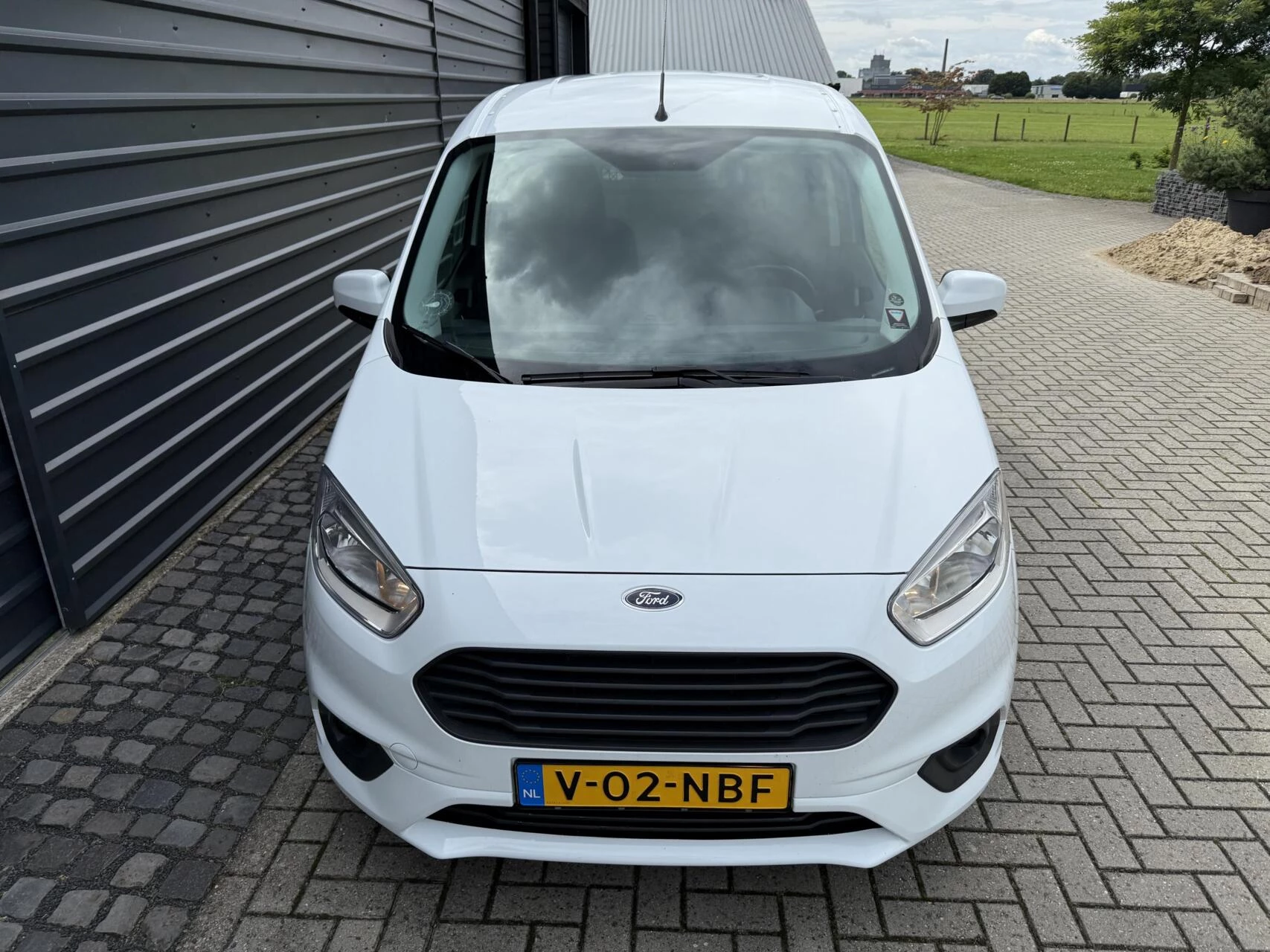 Hoofdafbeelding Ford Transit Courier