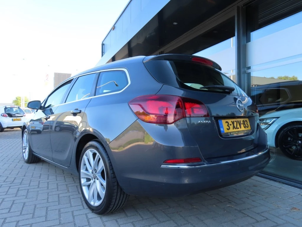 Hoofdafbeelding Opel Astra