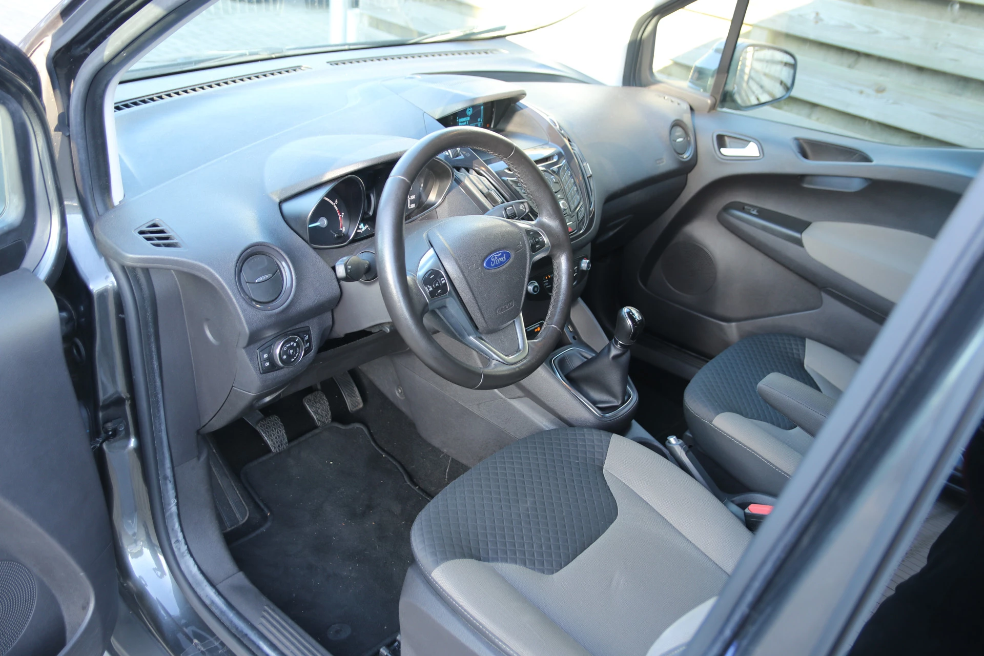 Hoofdafbeelding Ford Tourneo Courier