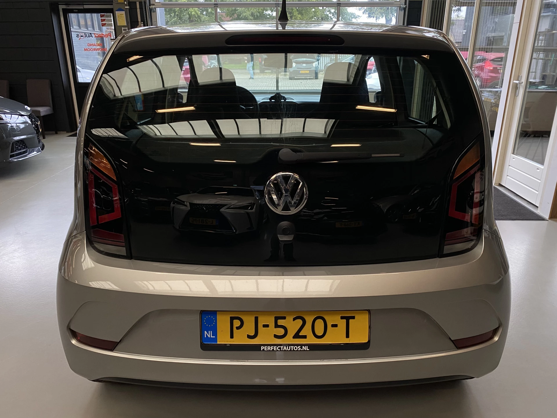 Hoofdafbeelding Volkswagen up!