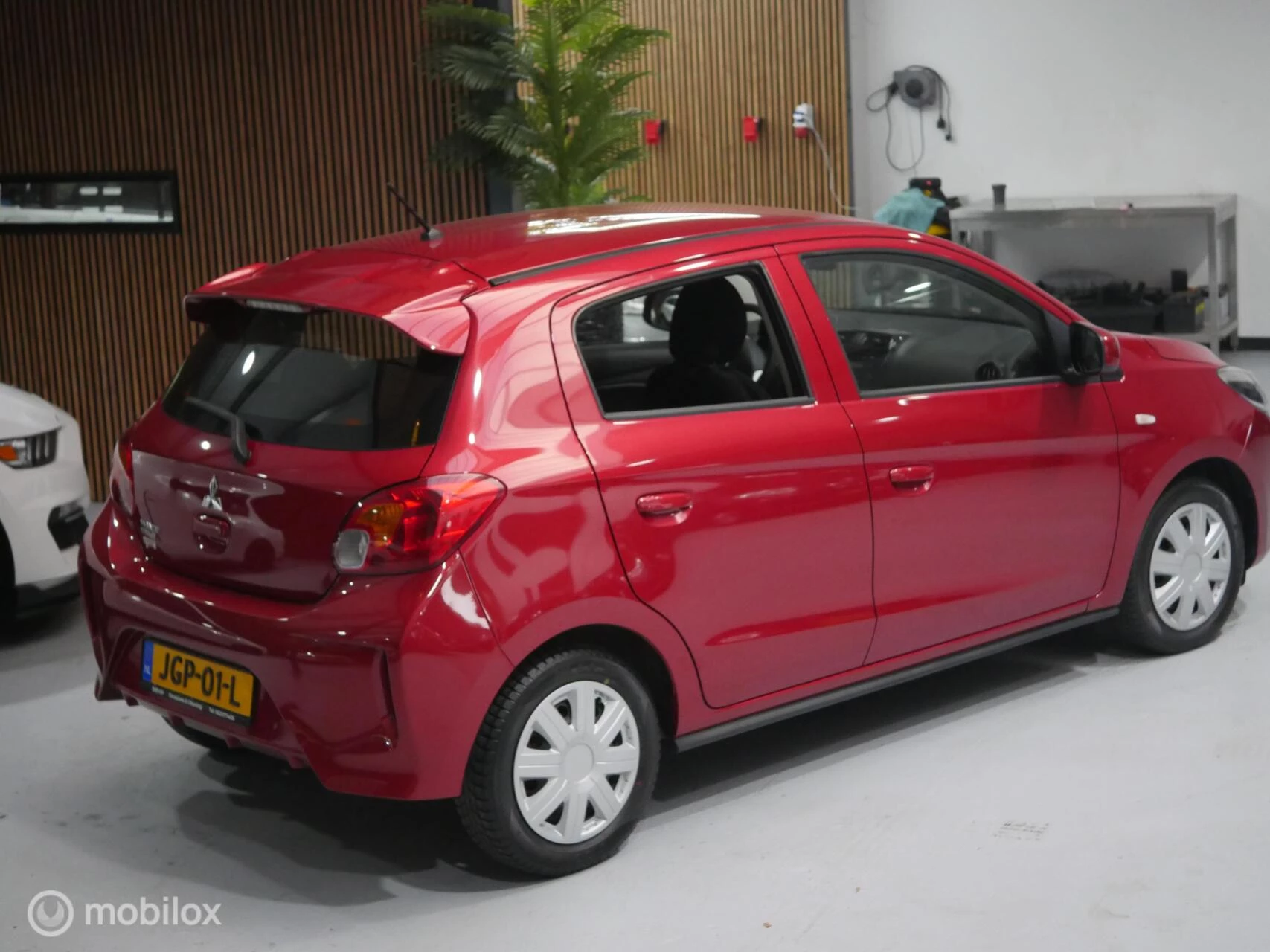 Hoofdafbeelding Mitsubishi Space Star