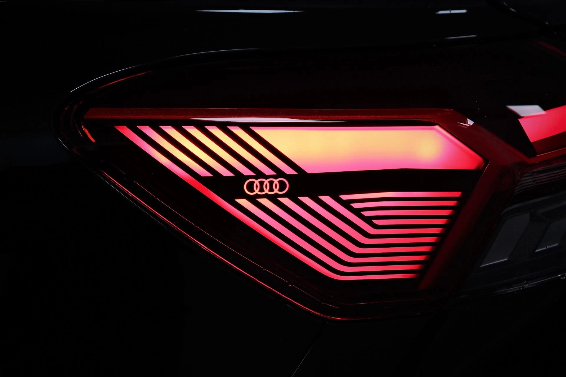 Hoofdafbeelding Audi Q4 e-tron