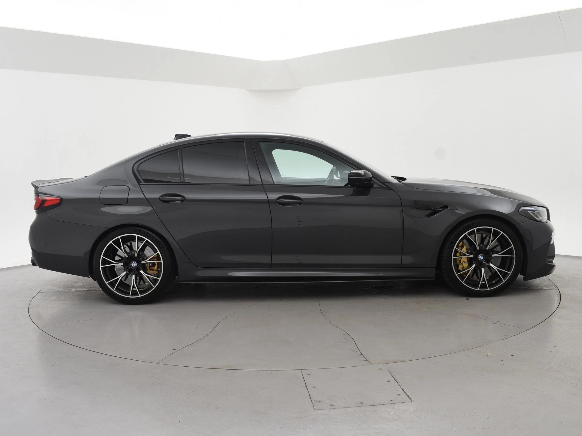 Hoofdafbeelding BMW M5