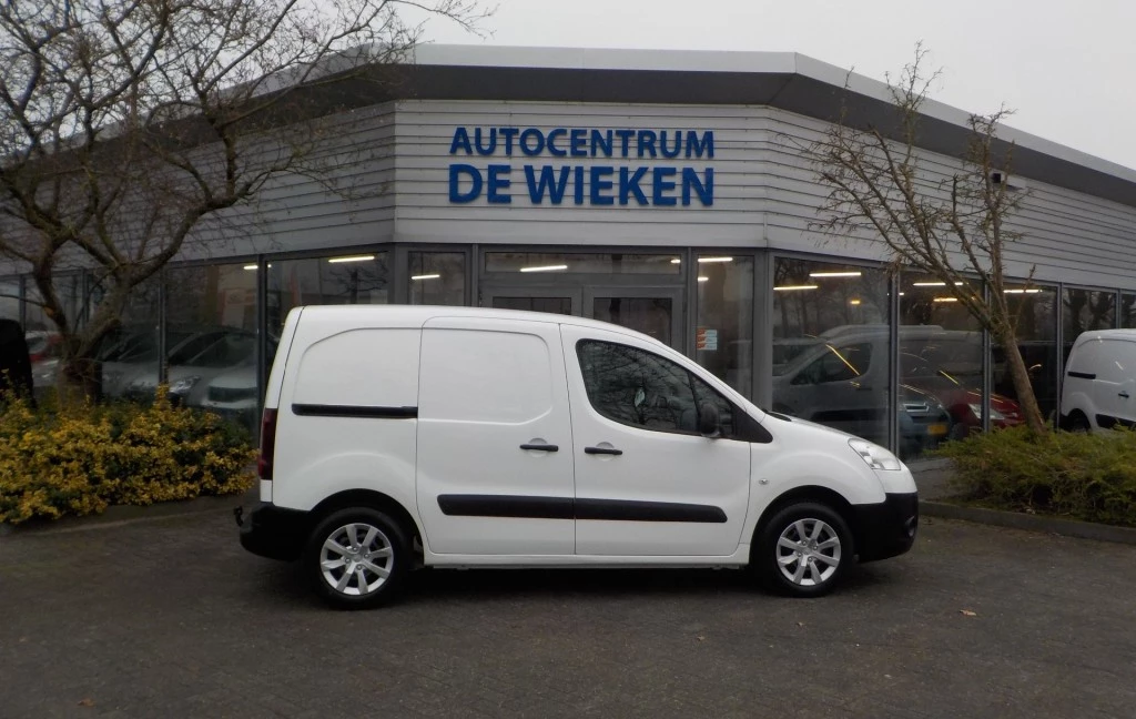 Hoofdafbeelding Peugeot Partner