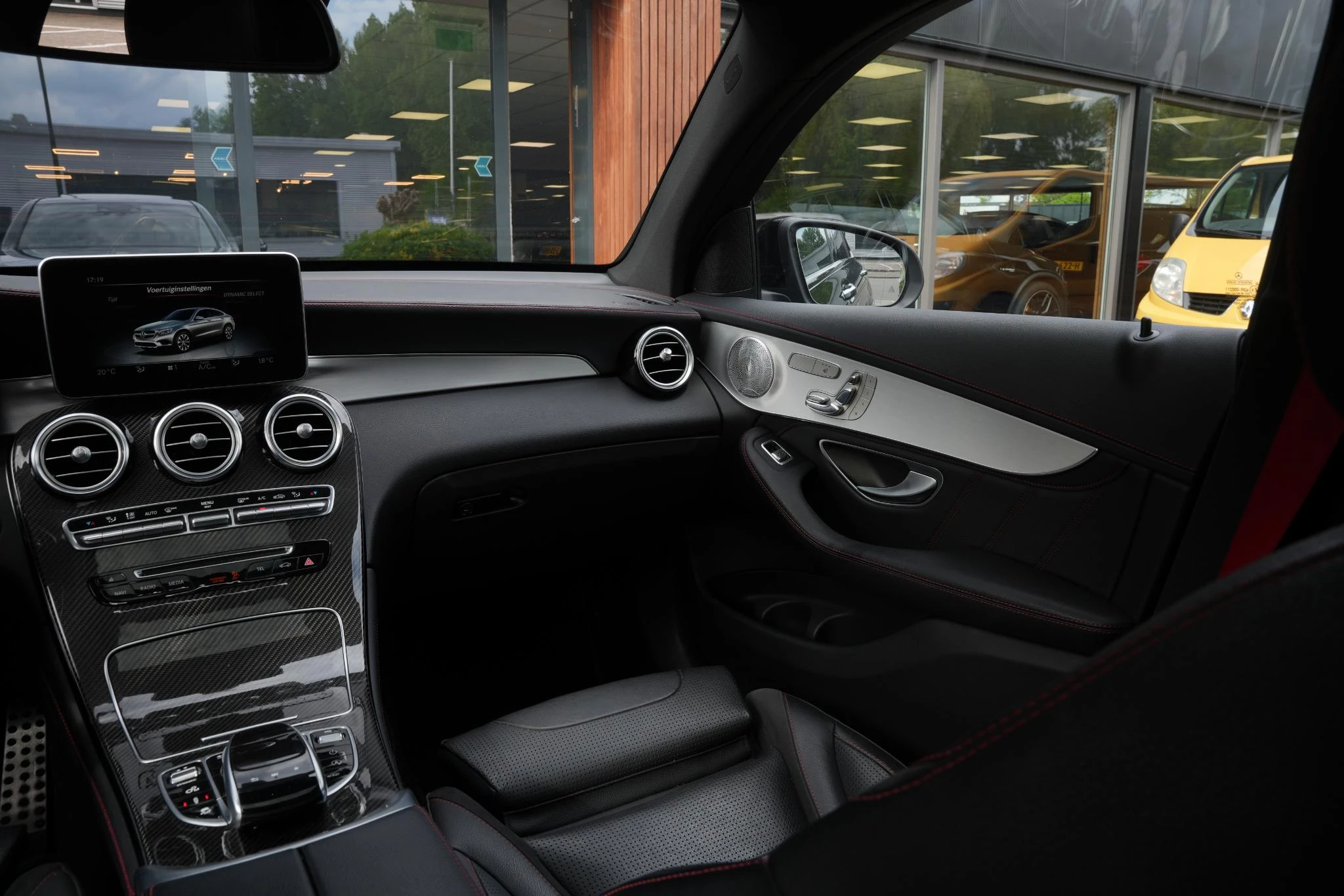 Hoofdafbeelding Mercedes-Benz GLC