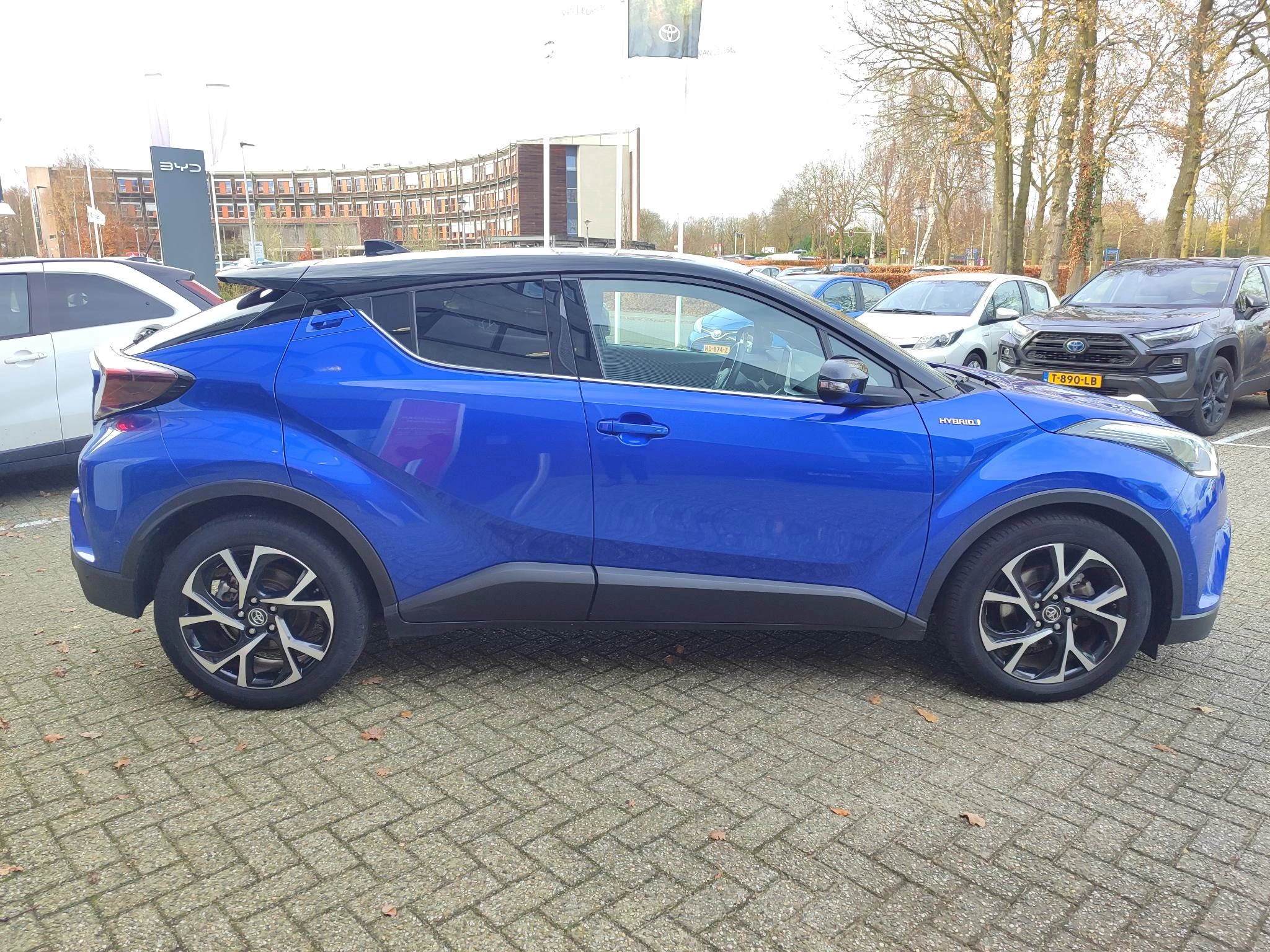Hoofdafbeelding Toyota C-HR