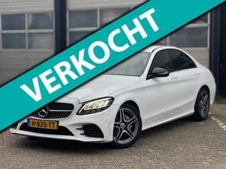 Hoofdafbeelding Mercedes-Benz C-Klasse Mercedes-Benz C-klasse AMG Plus Upgrade Edition|Adaptive|Camera|Sfeerverlichting|Dodehoekdetector|Digital dash