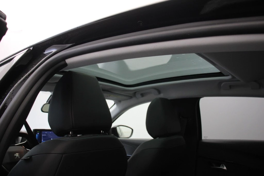 Hoofdafbeelding Peugeot e-208