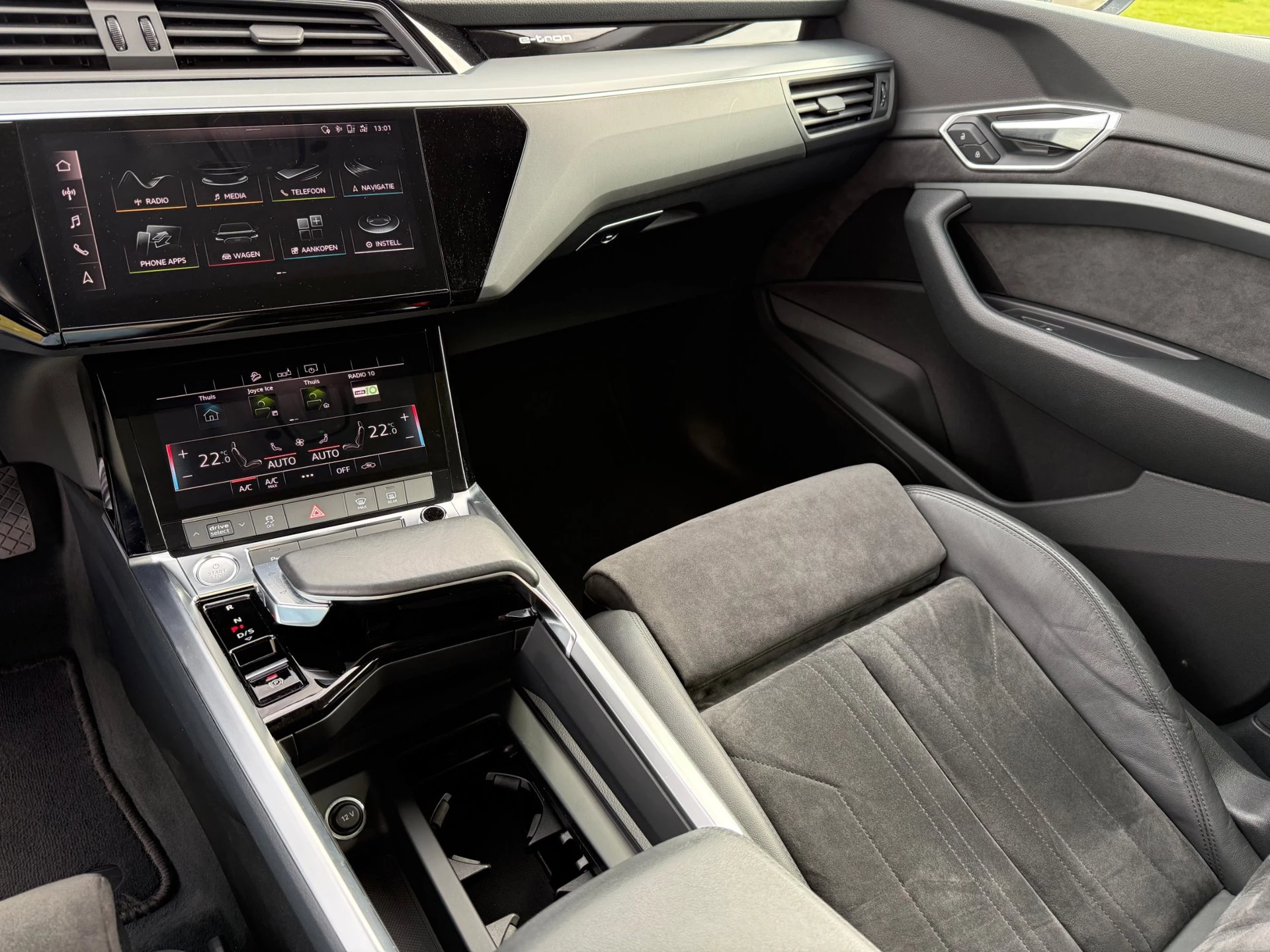 Hoofdafbeelding Audi e-tron