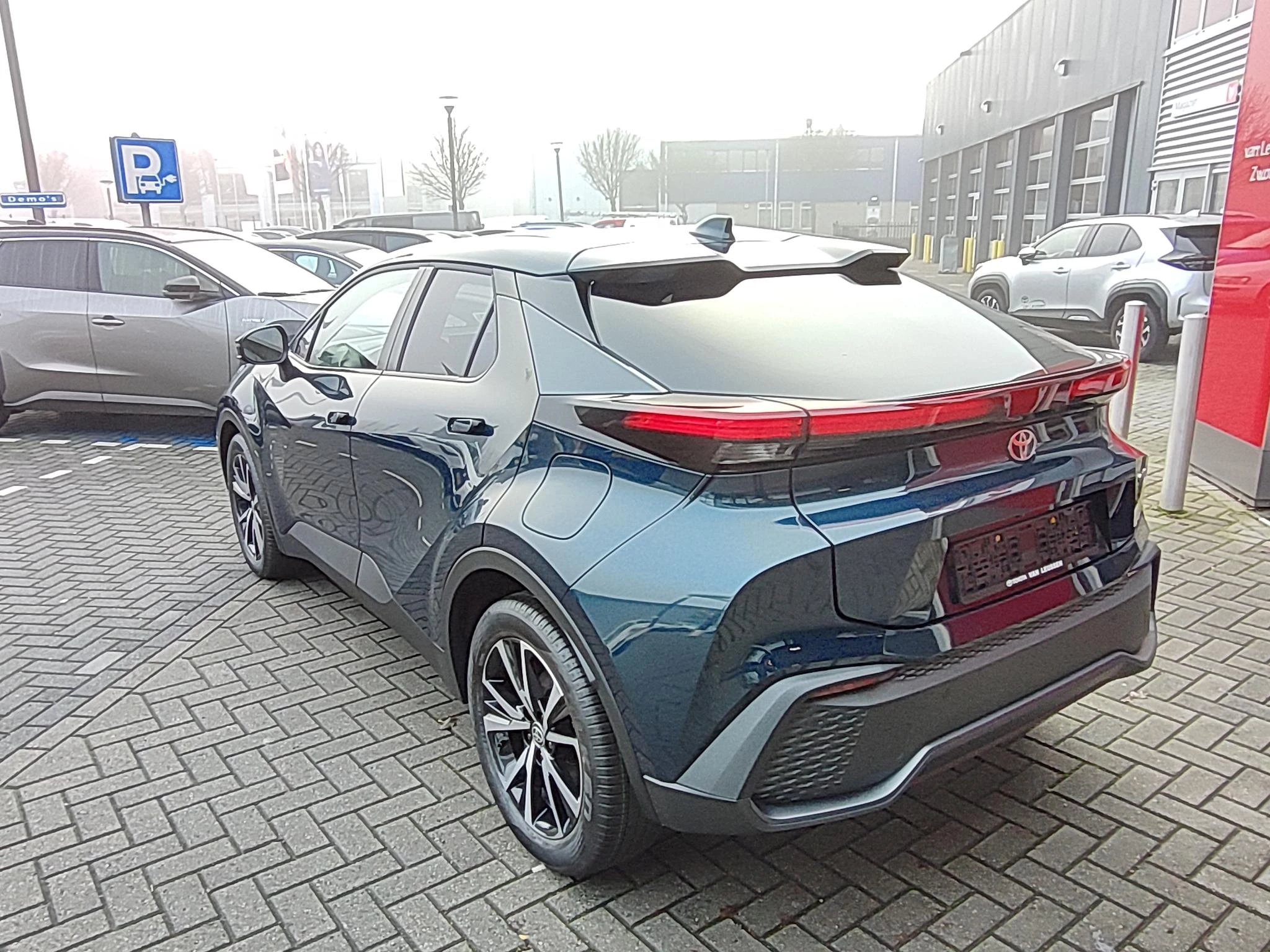 Hoofdafbeelding Toyota C-HR