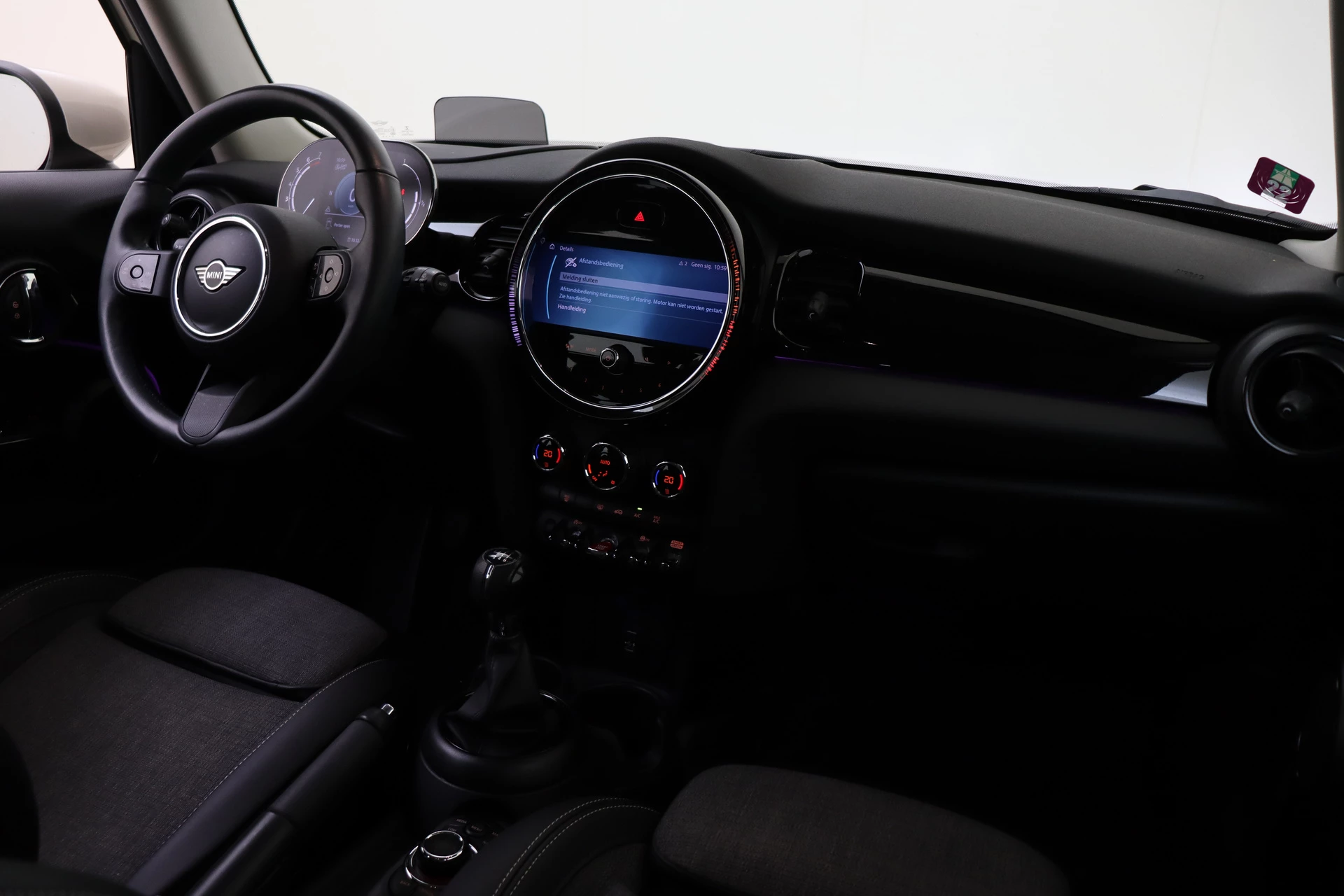 Hoofdafbeelding MINI One