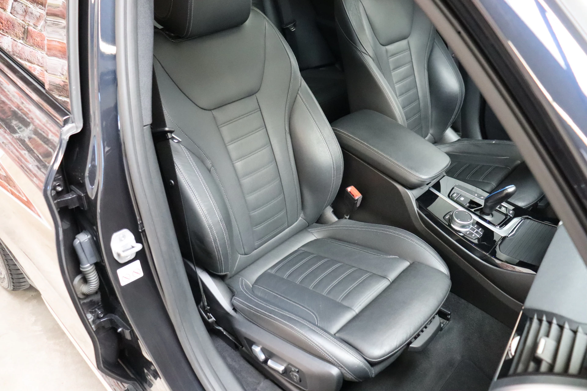 Hoofdafbeelding BMW iX3
