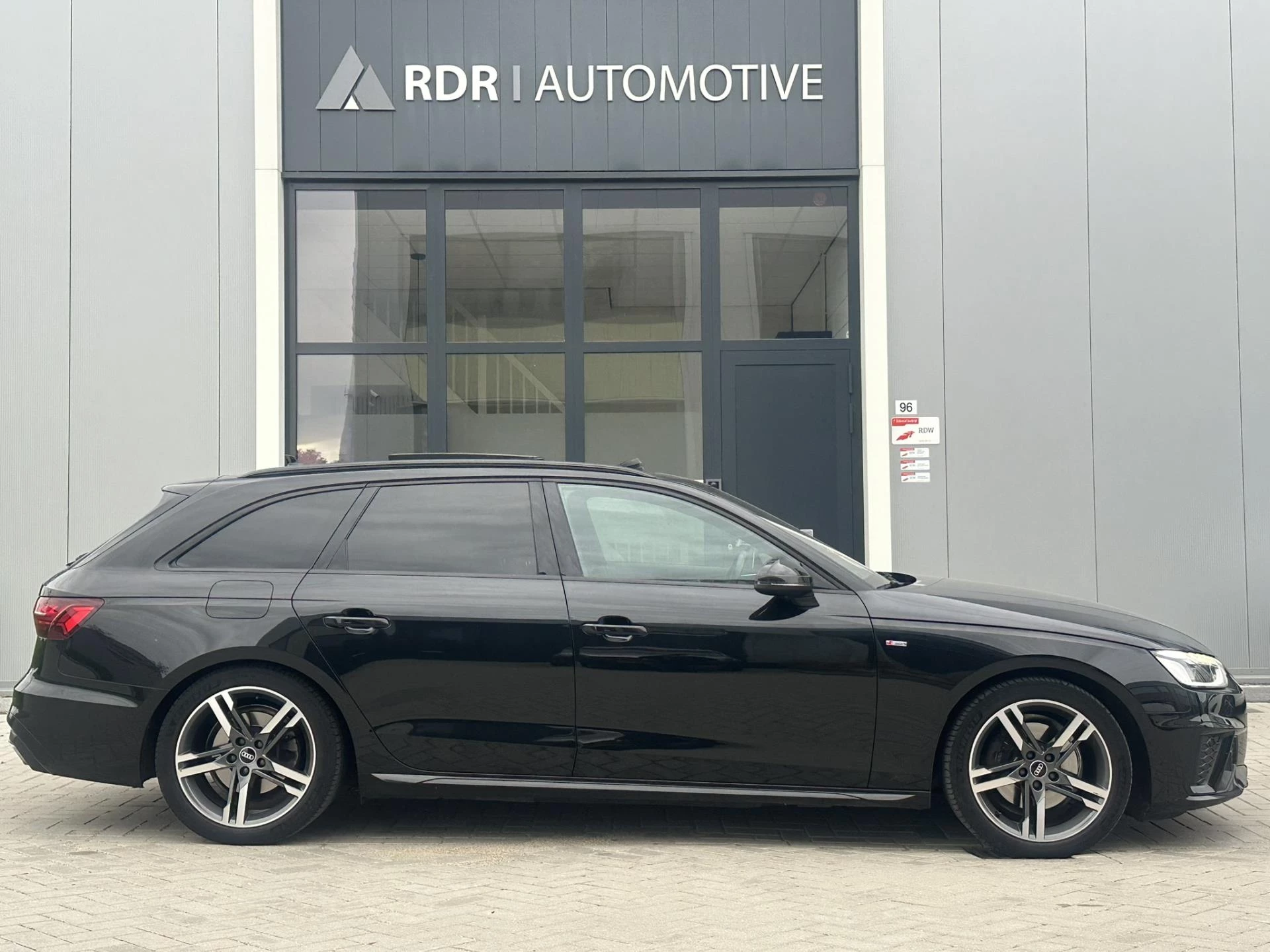 Hoofdafbeelding Audi A4