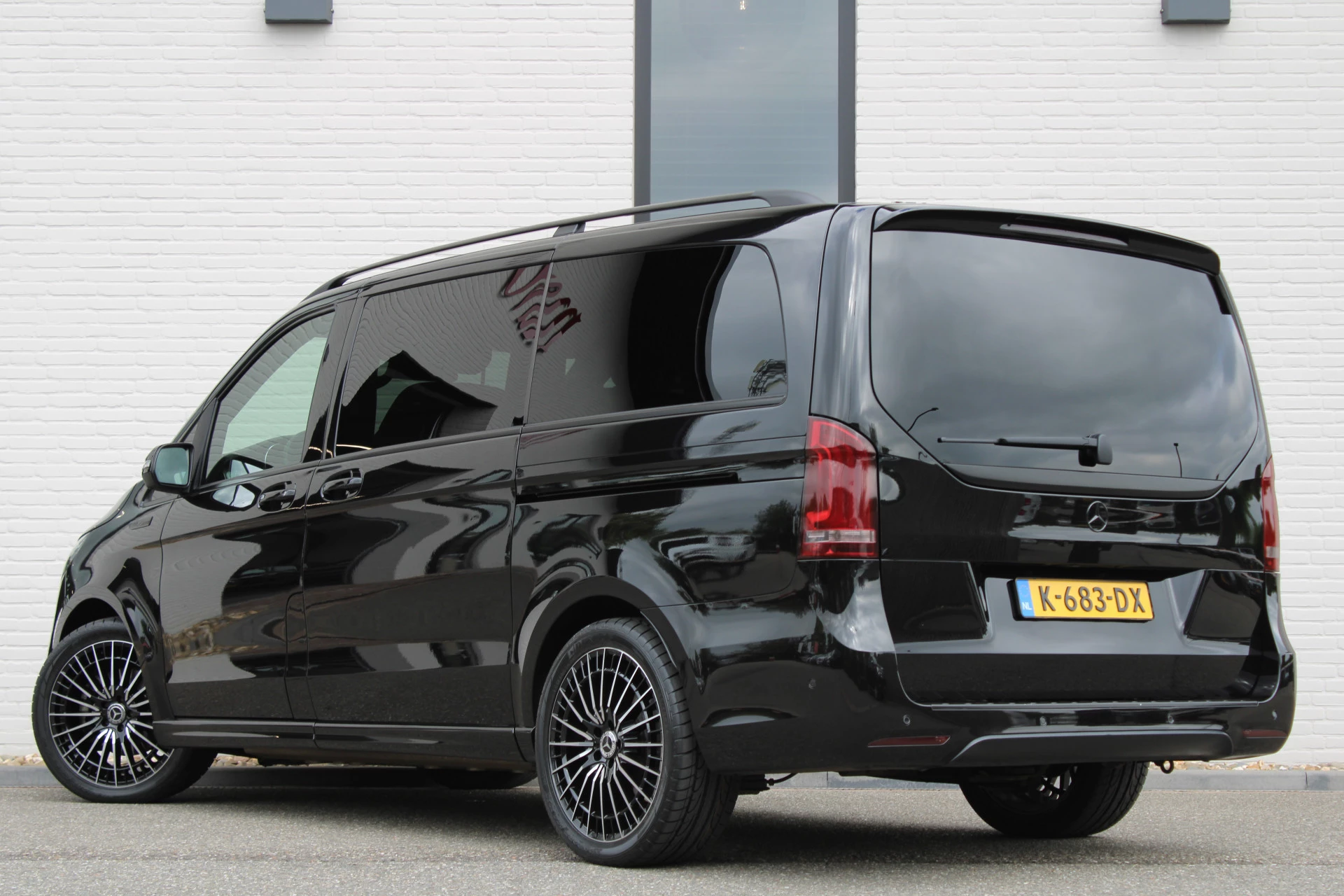 Hoofdafbeelding Mercedes-Benz EQV