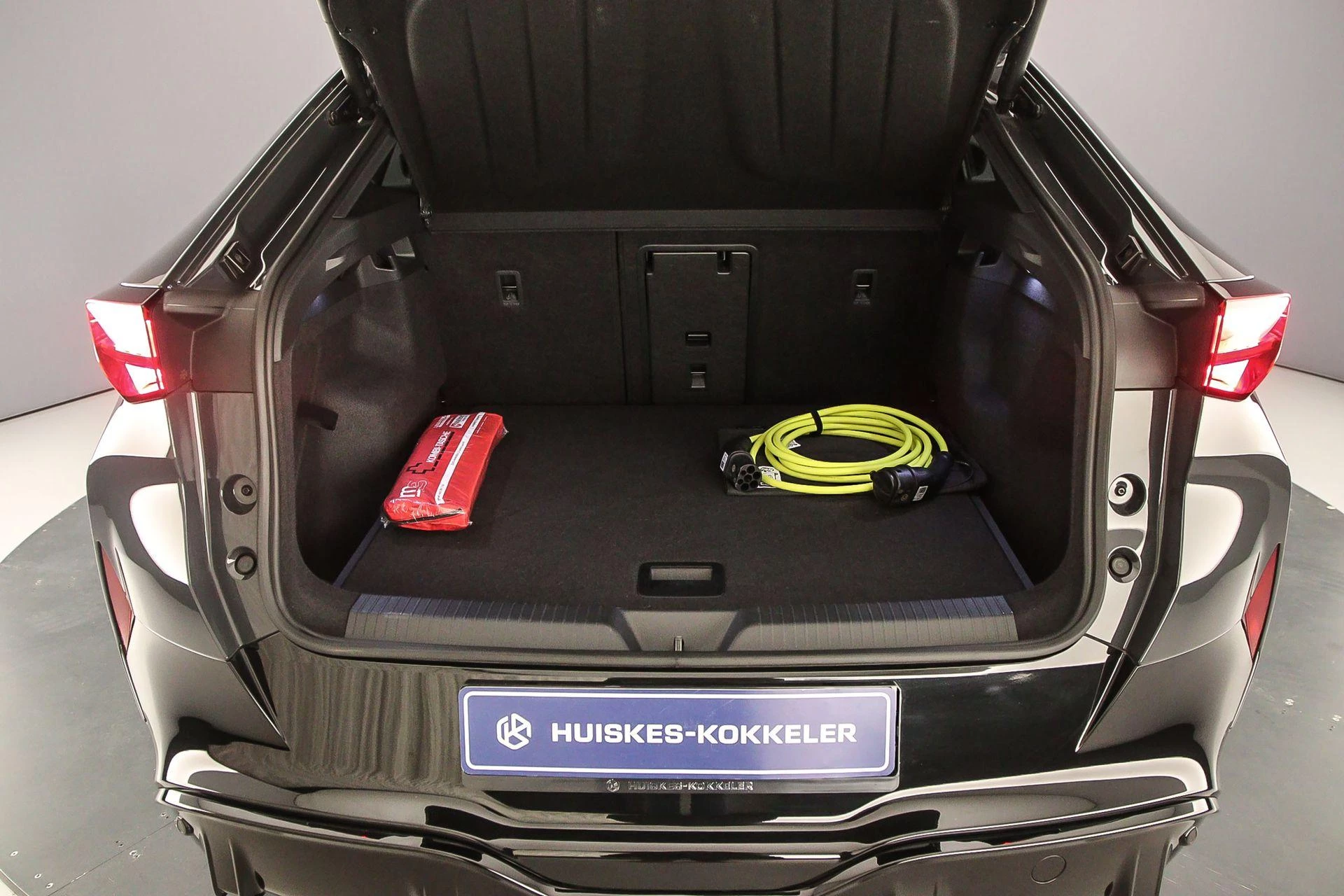 Hoofdafbeelding CUPRA Tavascan