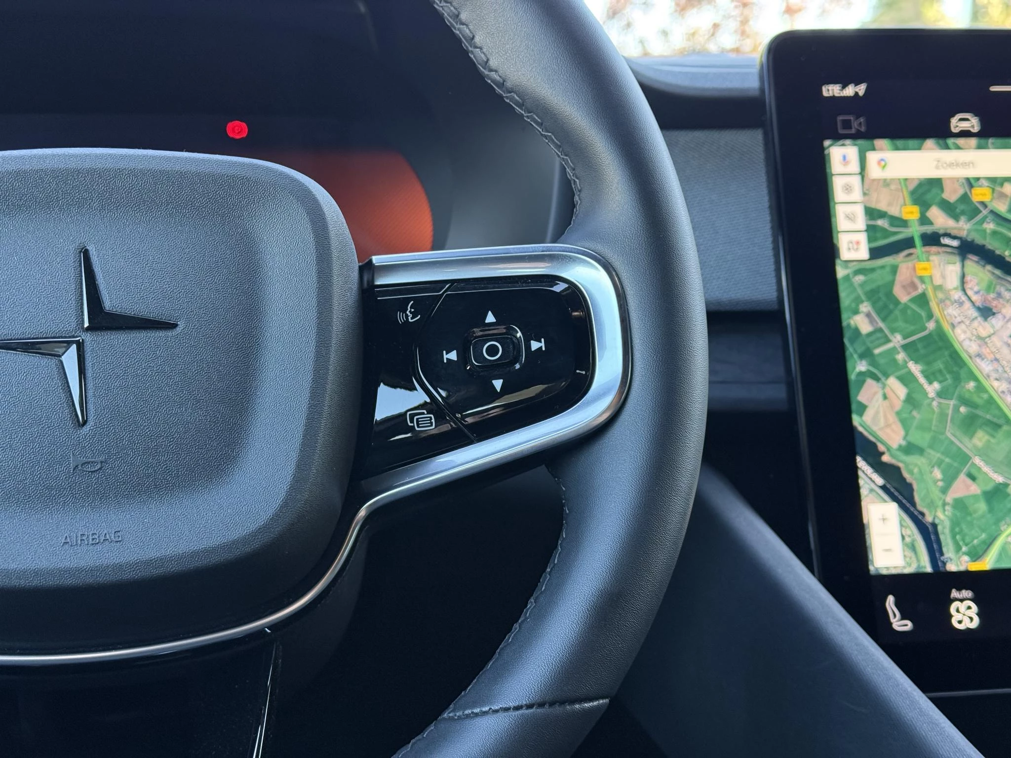 Hoofdafbeelding Polestar 2