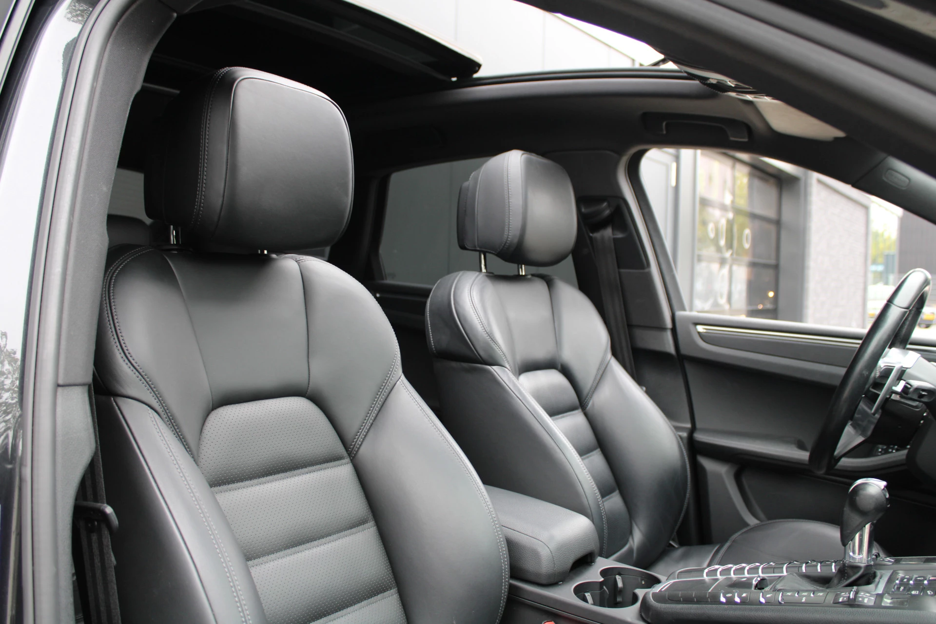 Hoofdafbeelding Porsche Macan