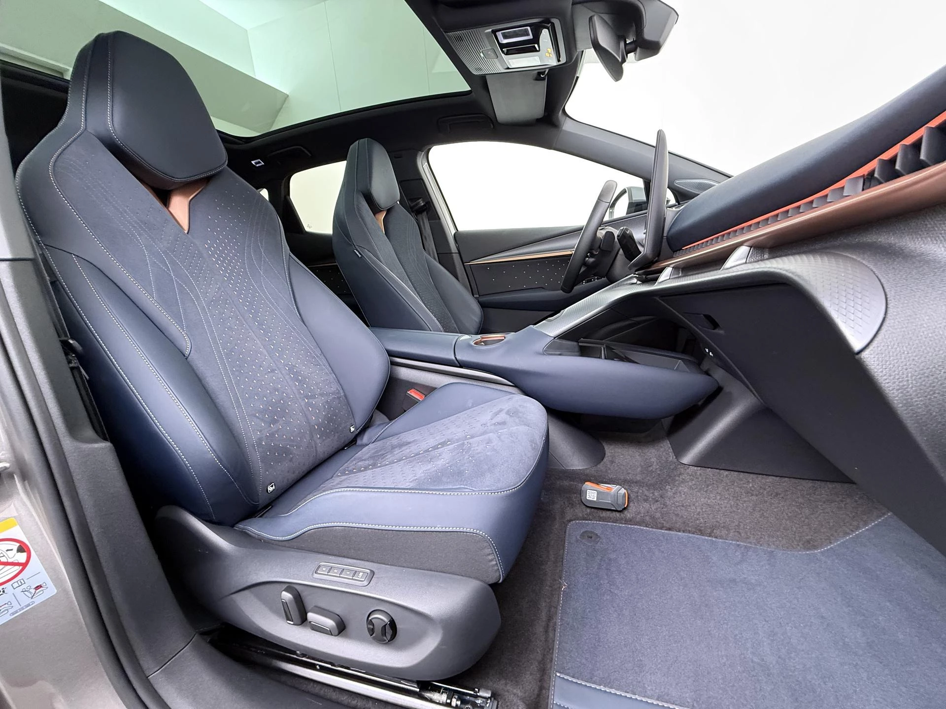Hoofdafbeelding CUPRA Tavascan