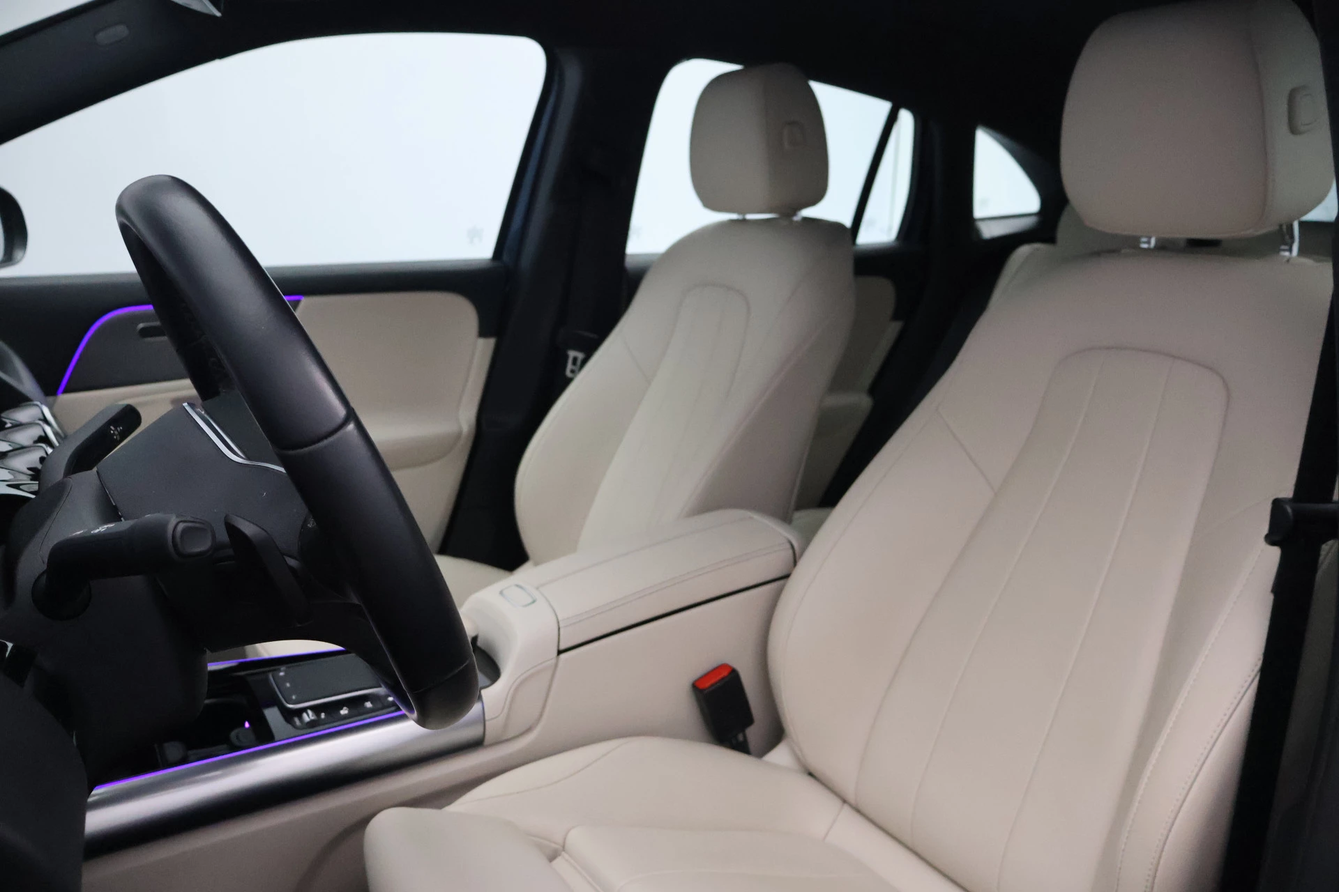 Hoofdafbeelding Mercedes-Benz EQA