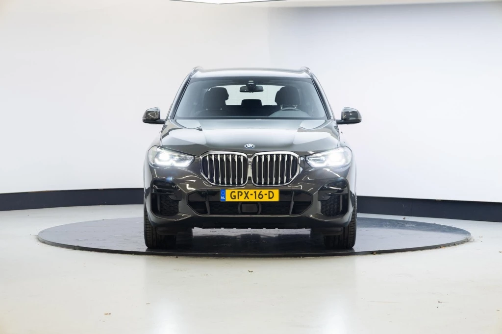 Hoofdafbeelding BMW X5