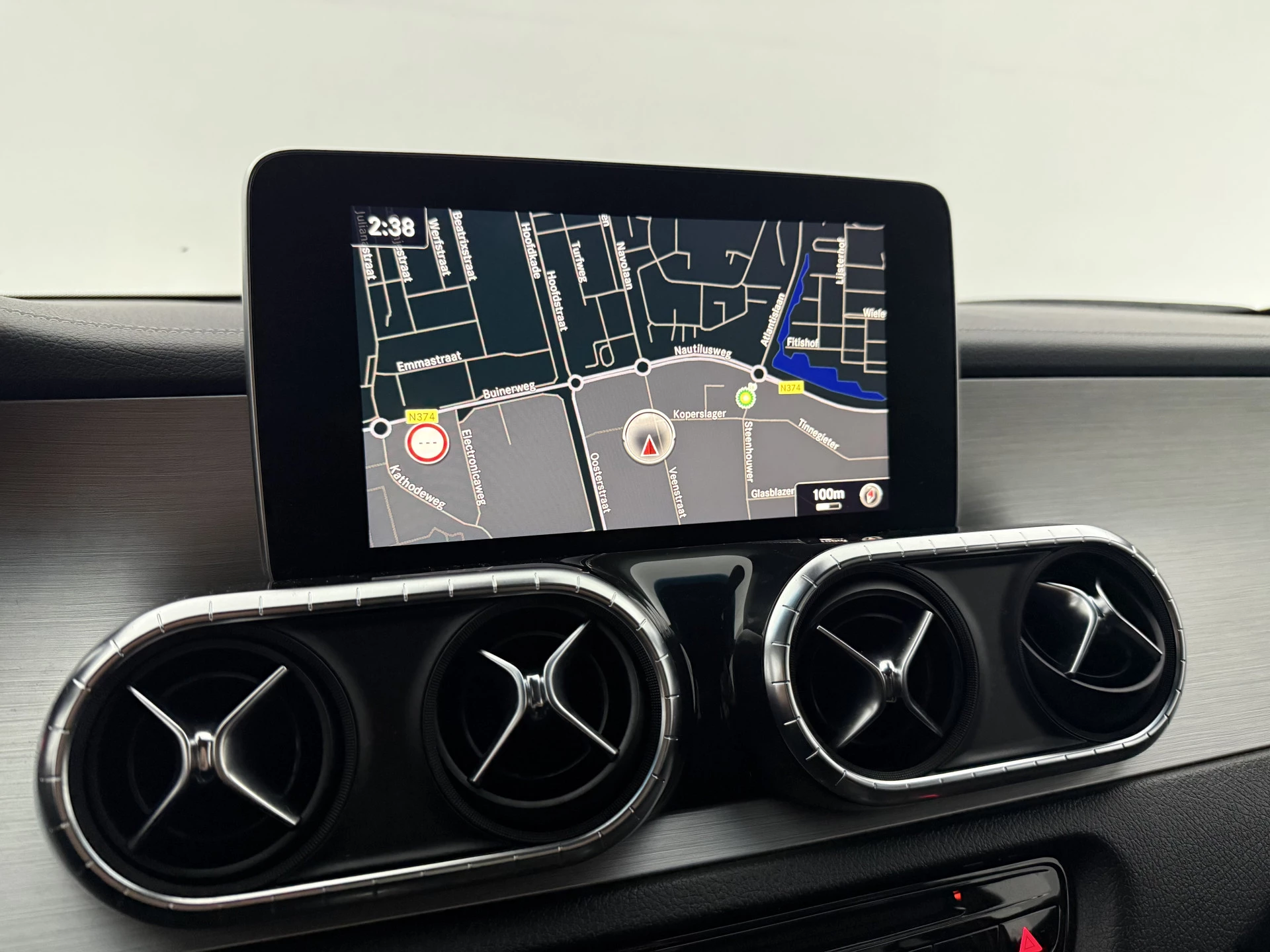 Hoofdafbeelding Mercedes-Benz X-Klasse