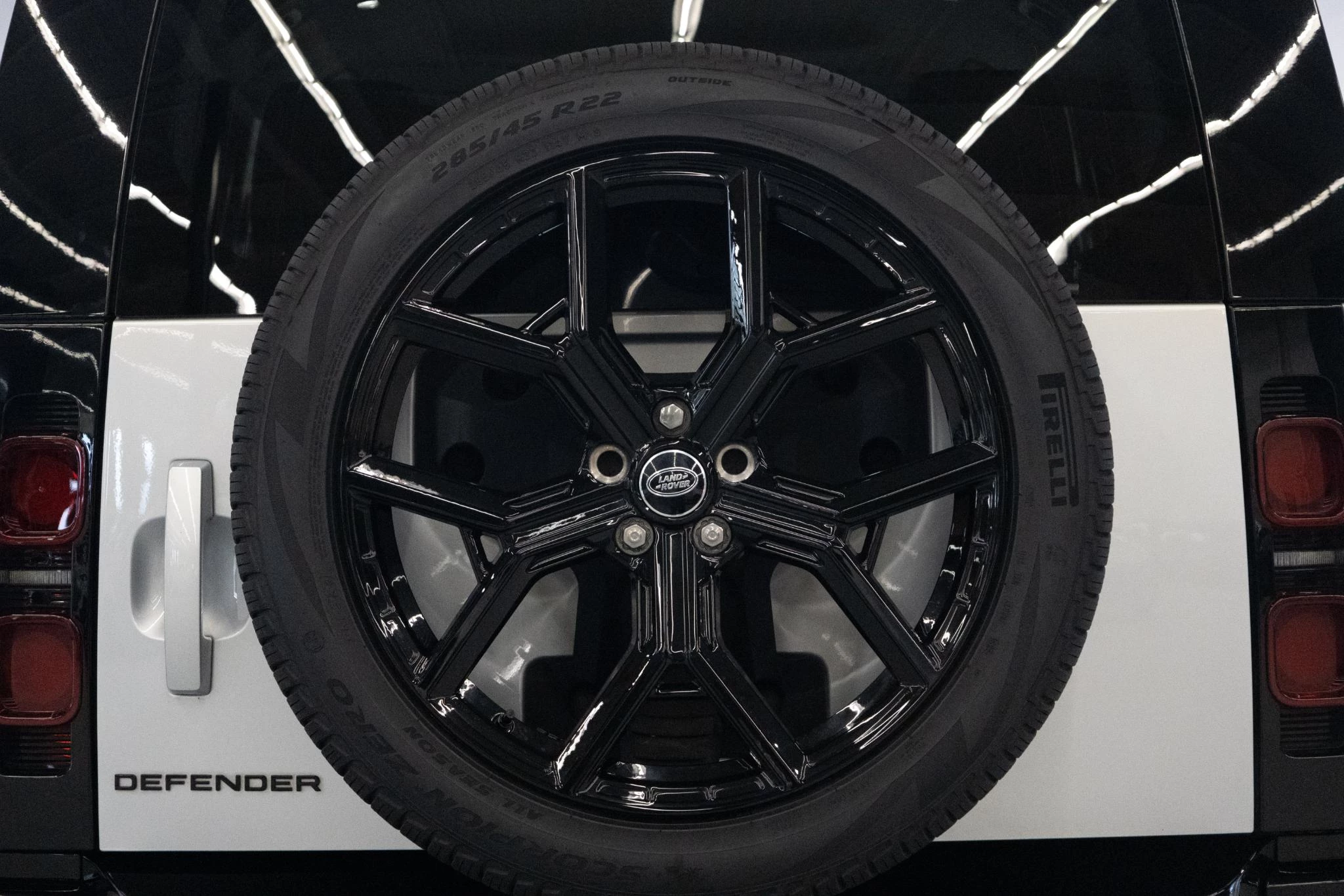 Hoofdafbeelding Land Rover Defender