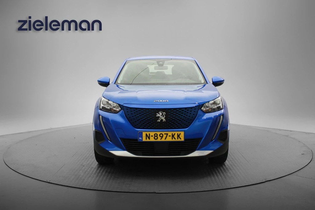 Hoofdafbeelding Peugeot e-2008