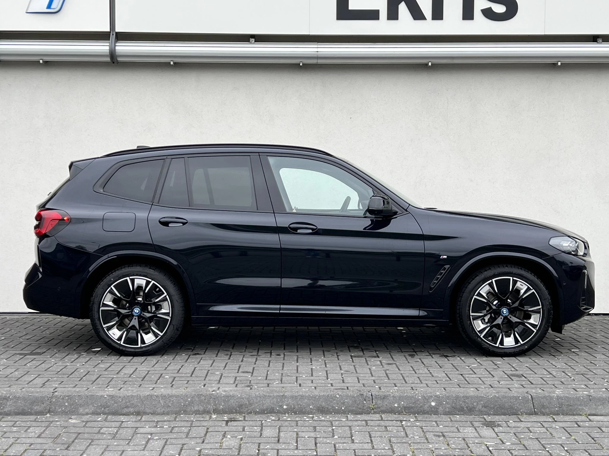 Hoofdafbeelding BMW iX3