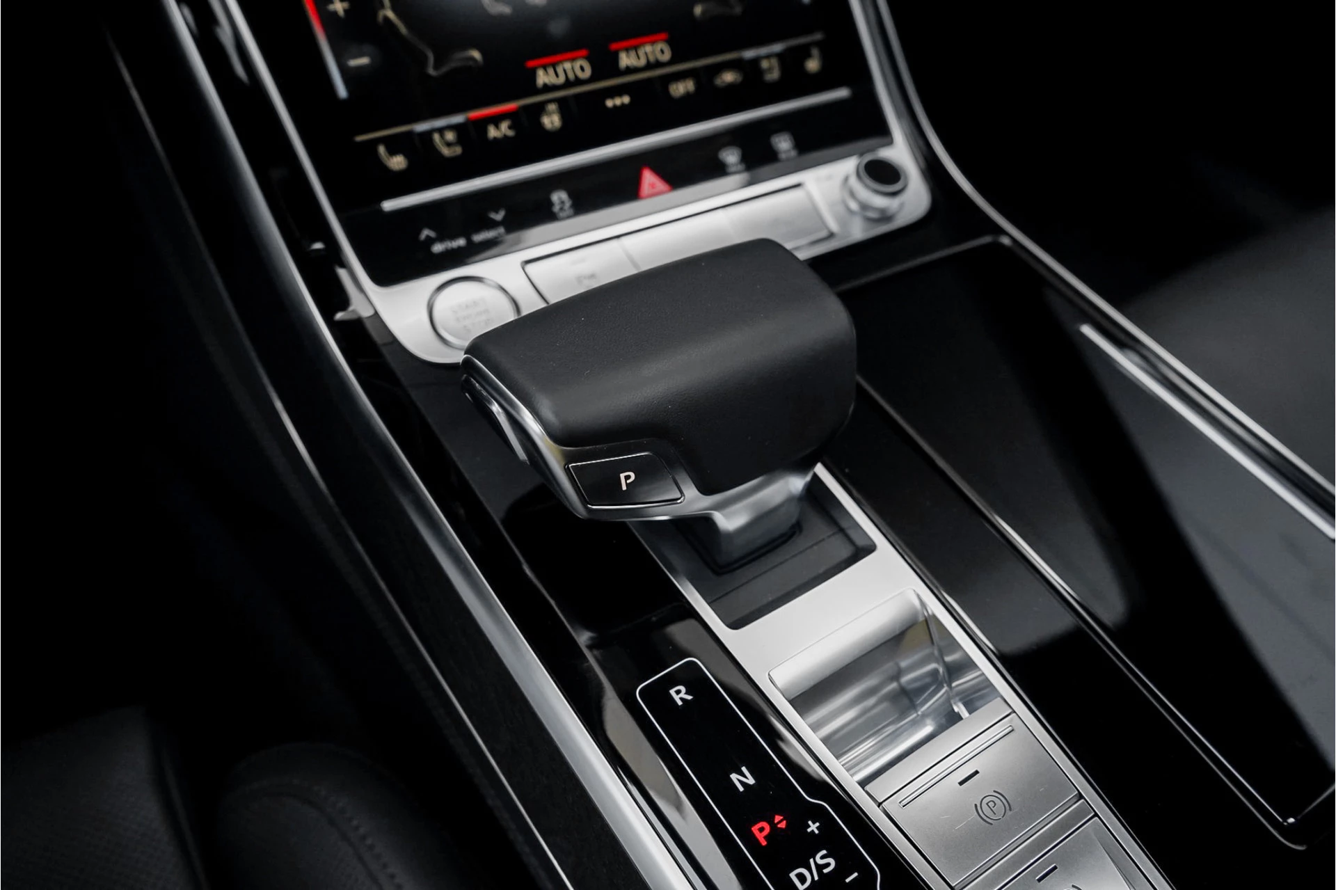 Hoofdafbeelding Audi A8