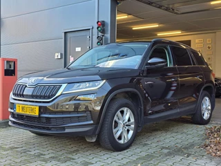 Hoofdafbeelding Škoda Kodiaq Skoda Kodiaq 1.5 TSI Style Business / CARPLAY / P.SENSOREN / ISOFIX / STOELVERW. / CRUISE / EXTRA SET / NWE BEURT / GARANTIE !