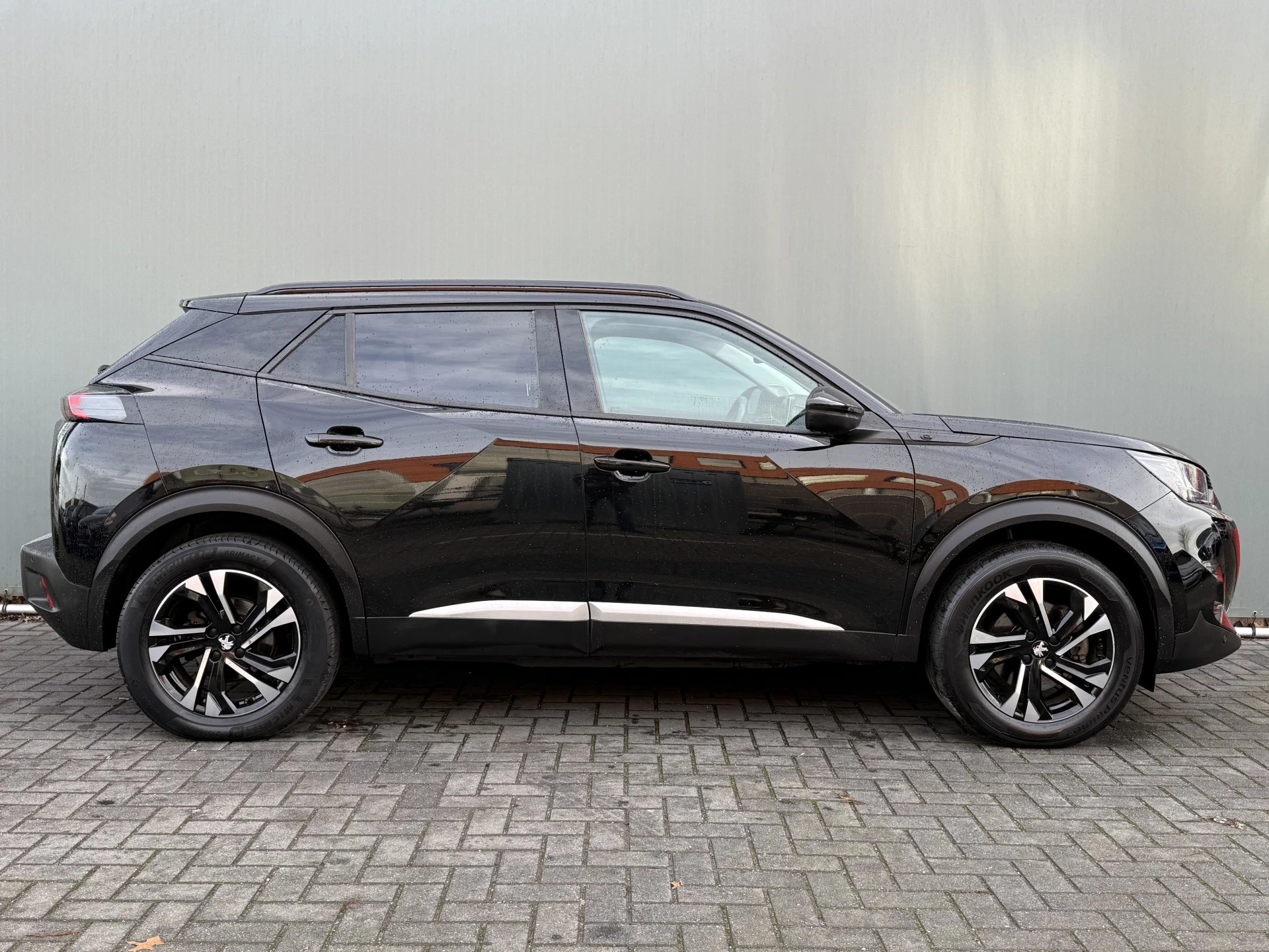 Hoofdafbeelding Peugeot e-2008